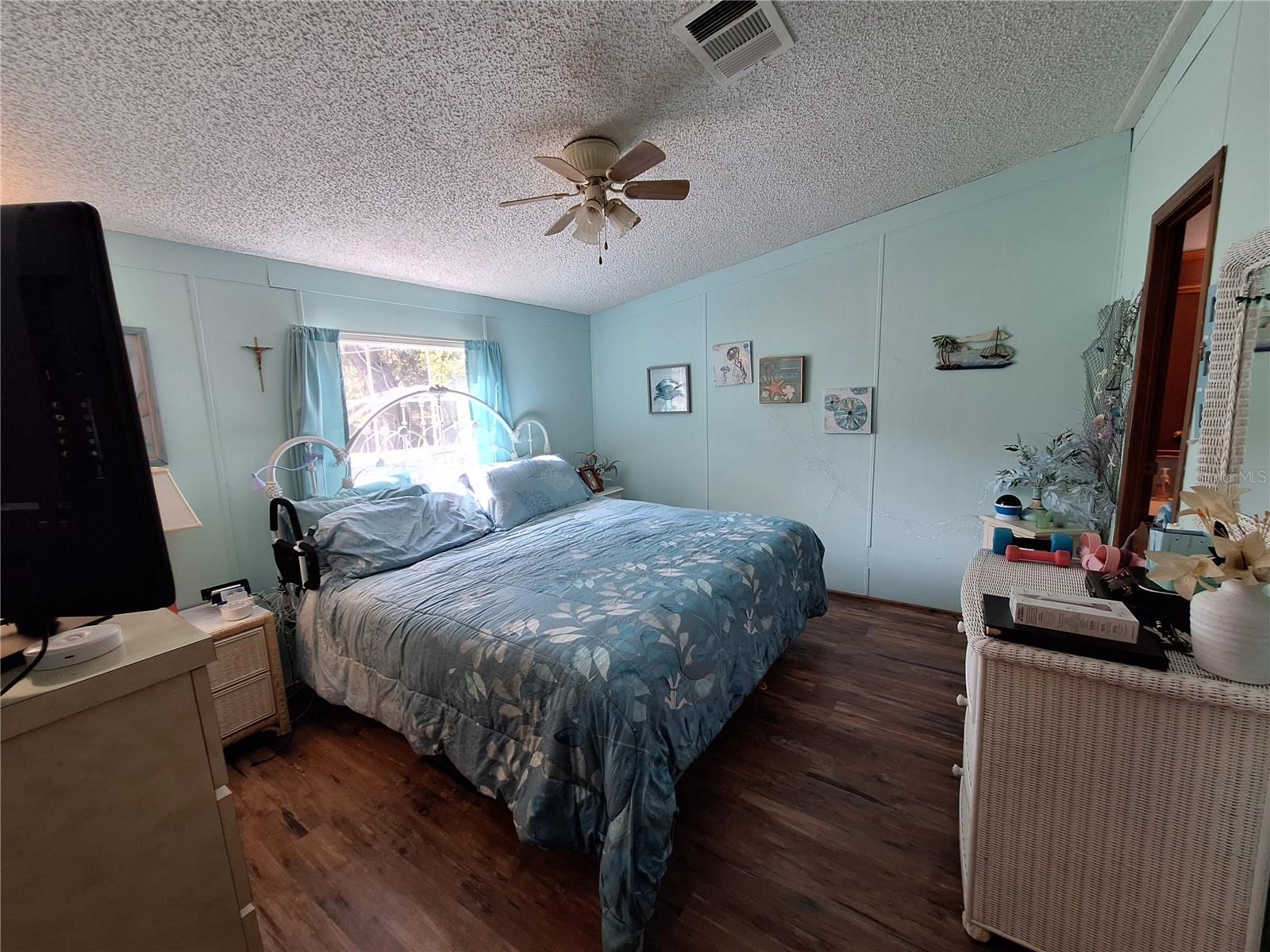 Image 34 of 97 For 13117 Media Lane