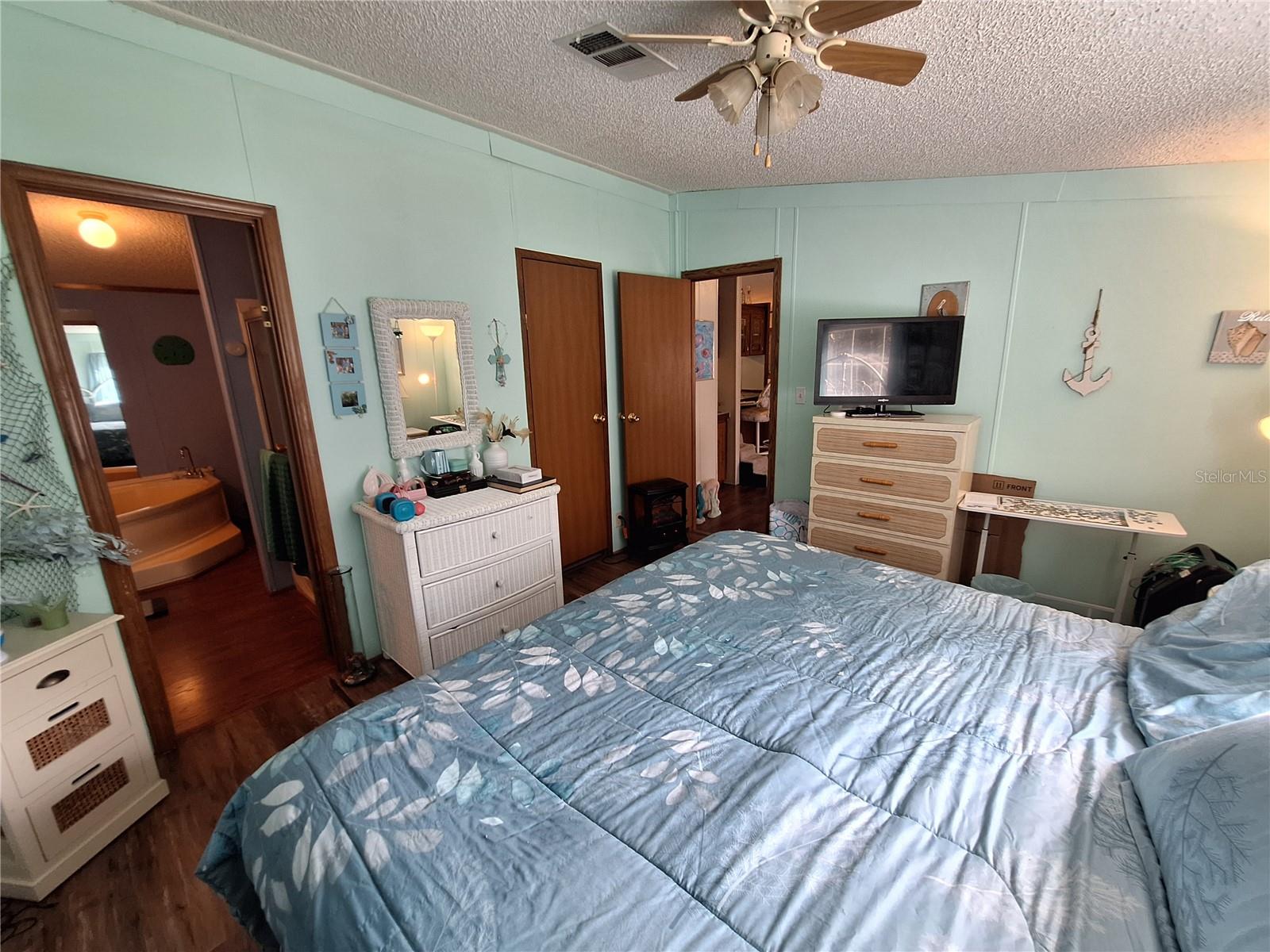 Image 38 of 97 For 13117 Media Lane