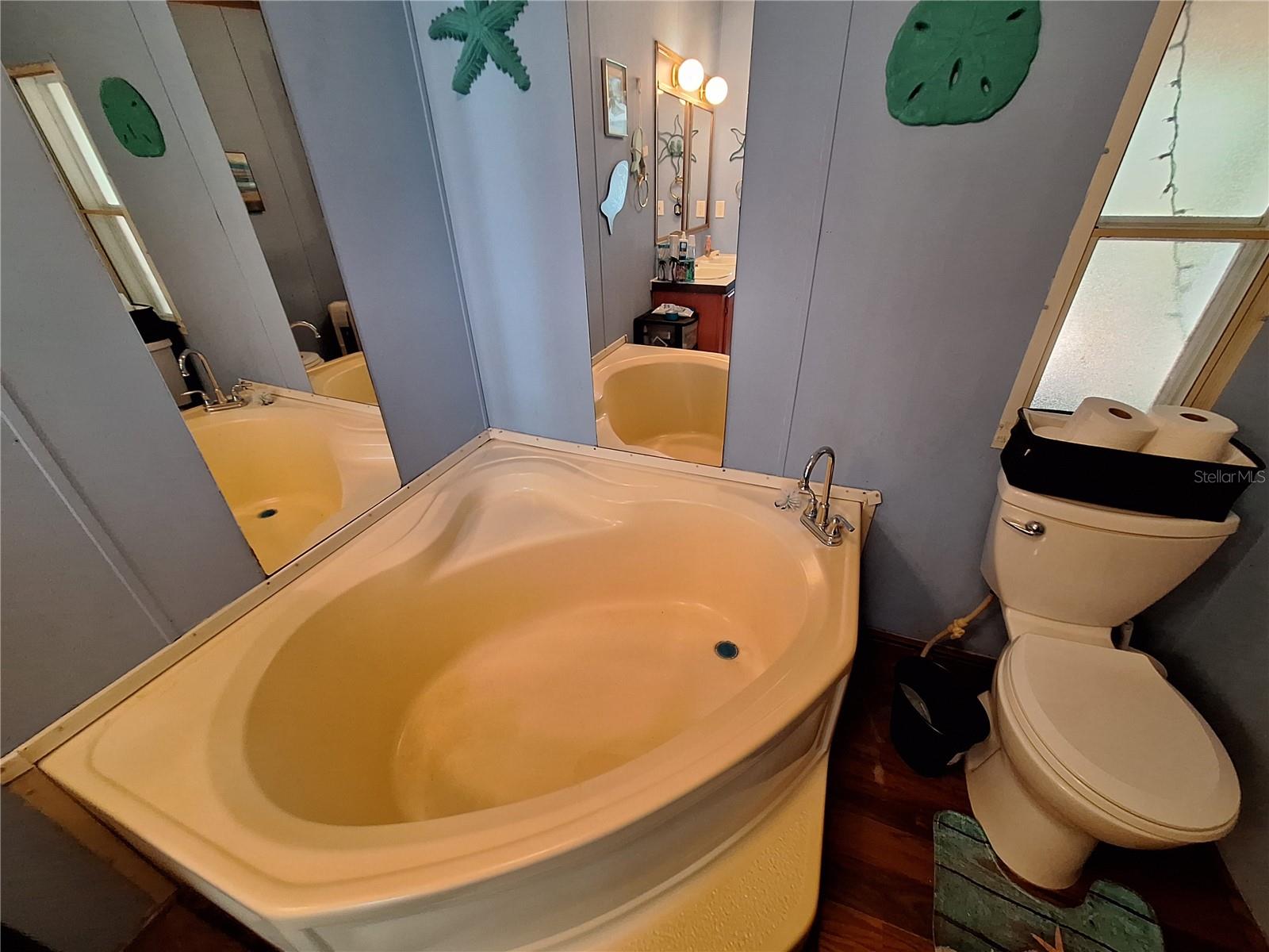 Image 40 of 97 For 13117 Media Lane