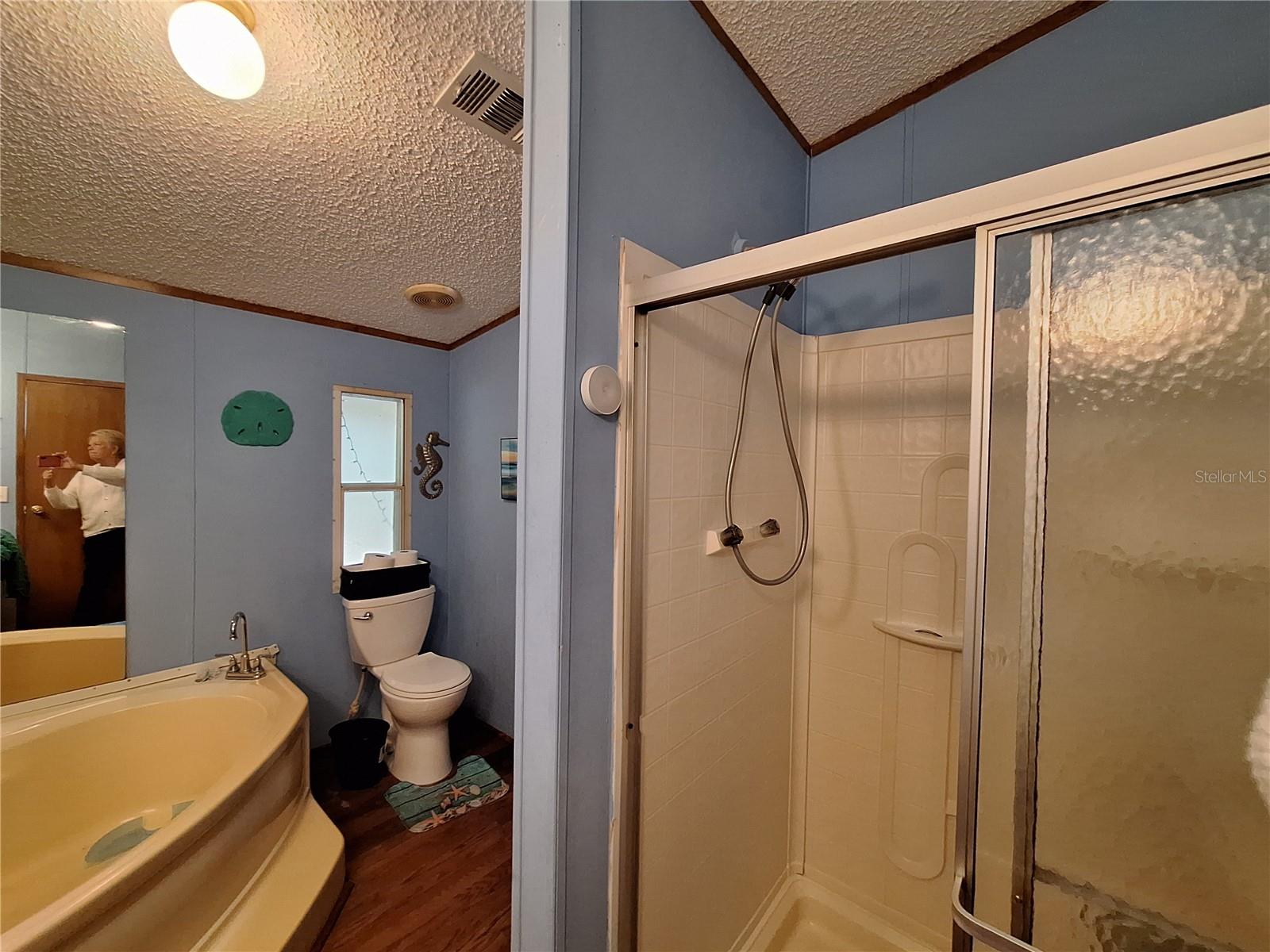 Image 41 of 97 For 13117 Media Lane