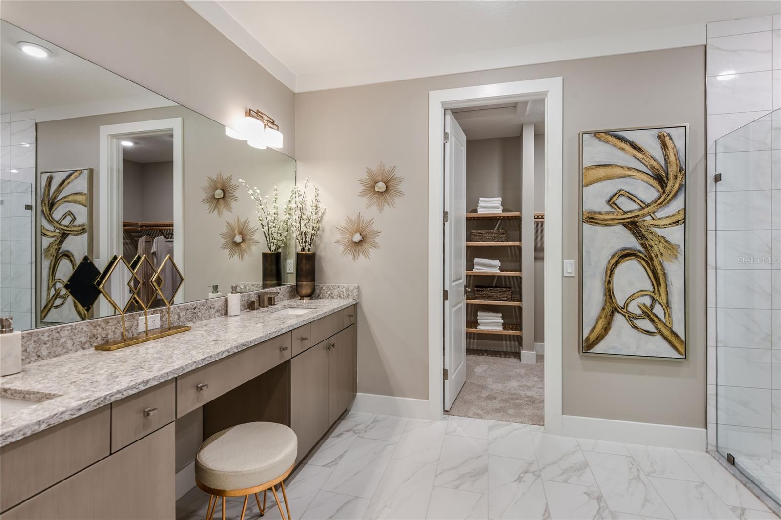 Image 23 of 66 For 18402 Rockport Place