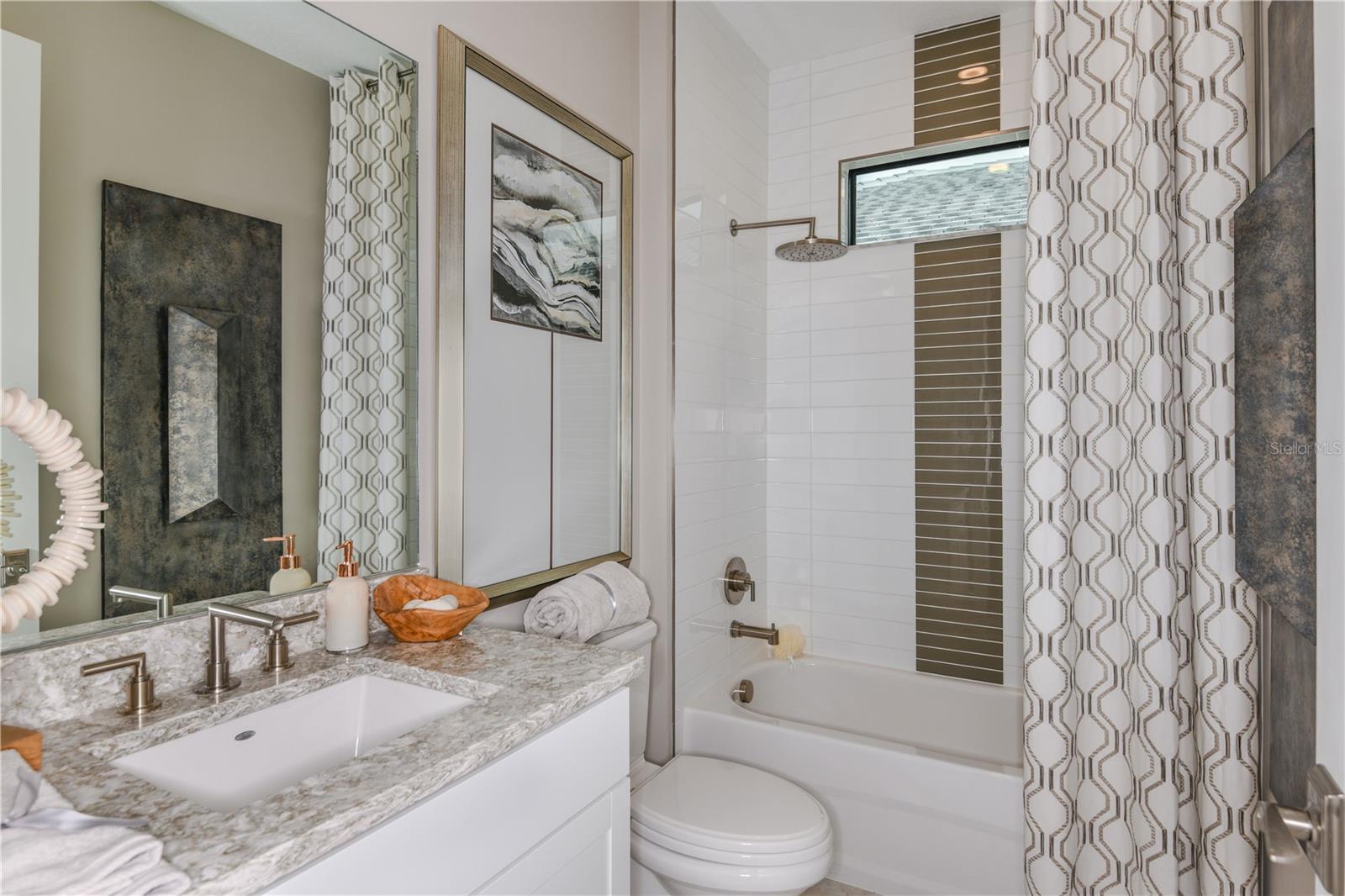 Image 27 of 66 For 18402 Rockport Place