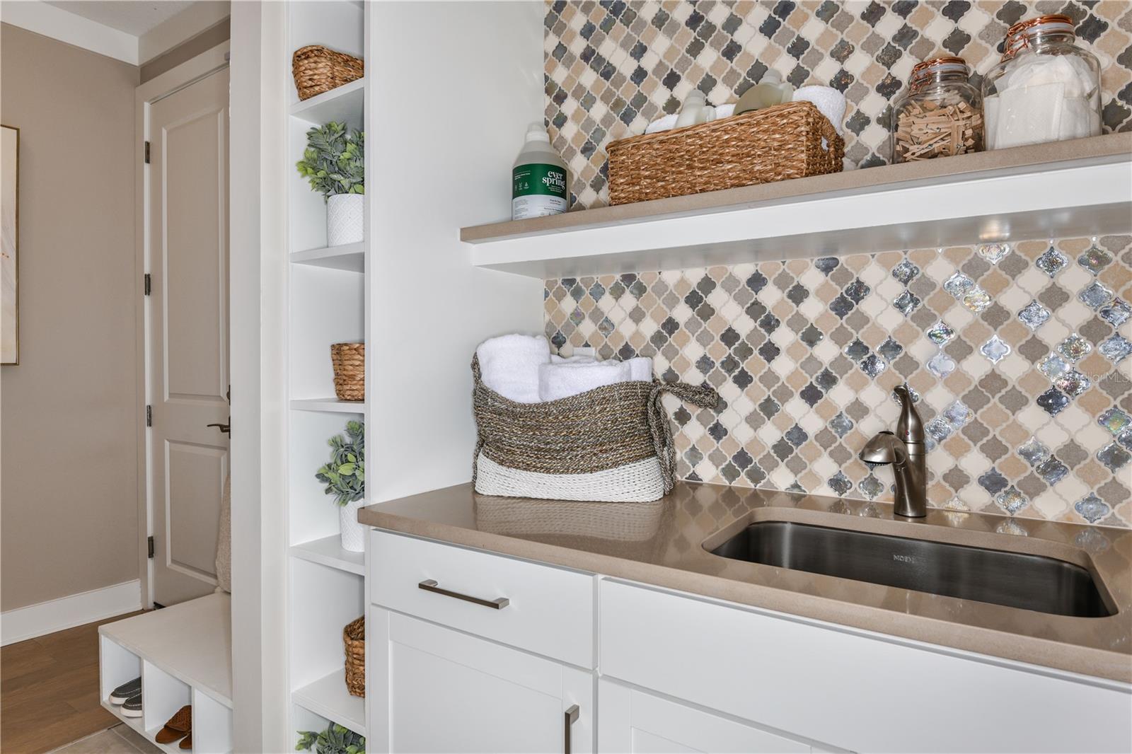 Image 31 of 66 For 18402 Rockport Place