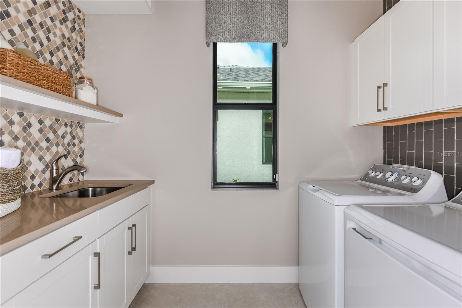 Image 32 of 66 For 18402 Rockport Place