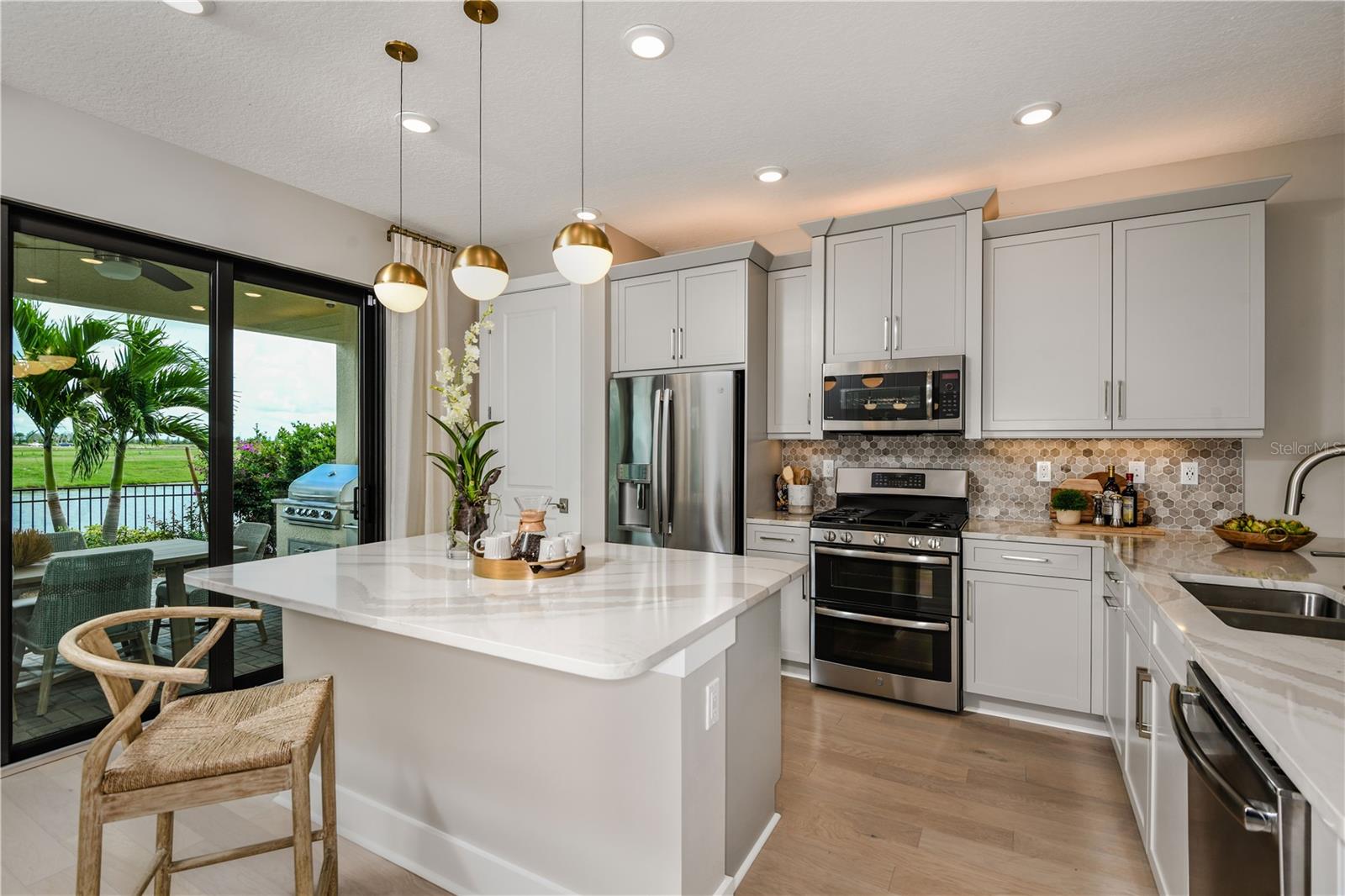 Image 9 of 66 For 18402 Rockport Place