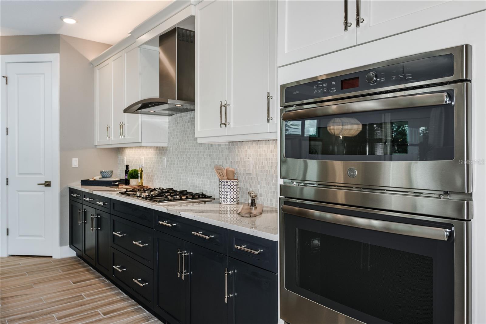 Image 12 of 66 For 18430 Rockport Place