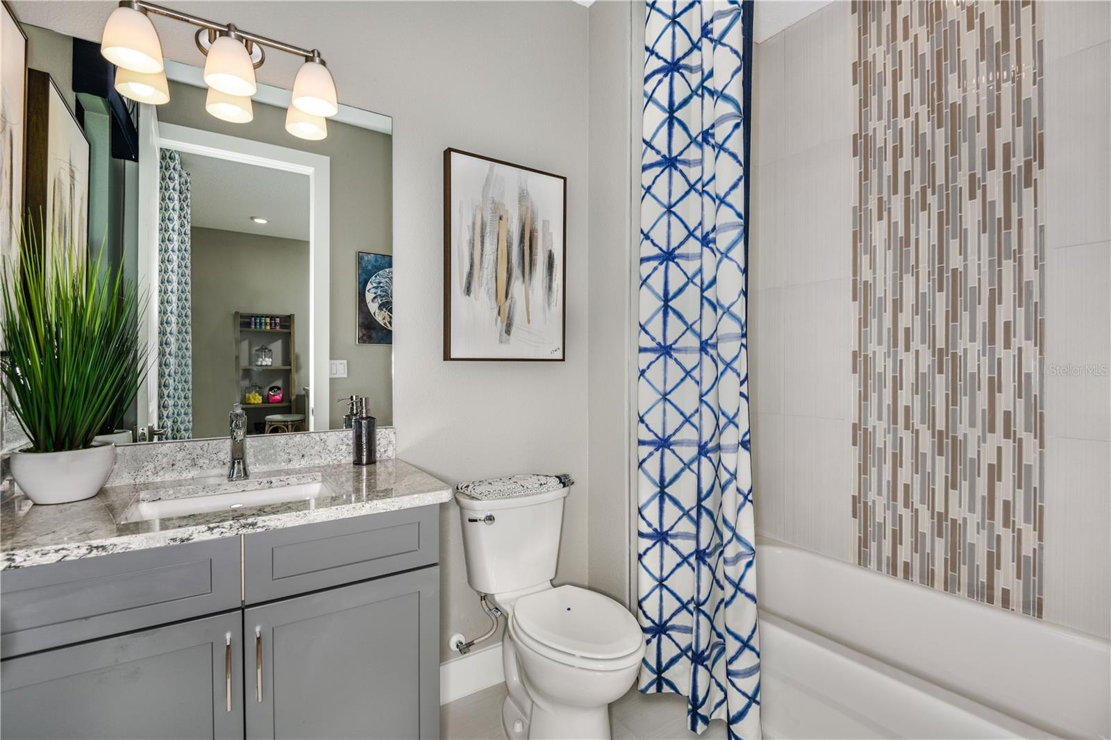 Image 21 of 66 For 18430 Rockport Place