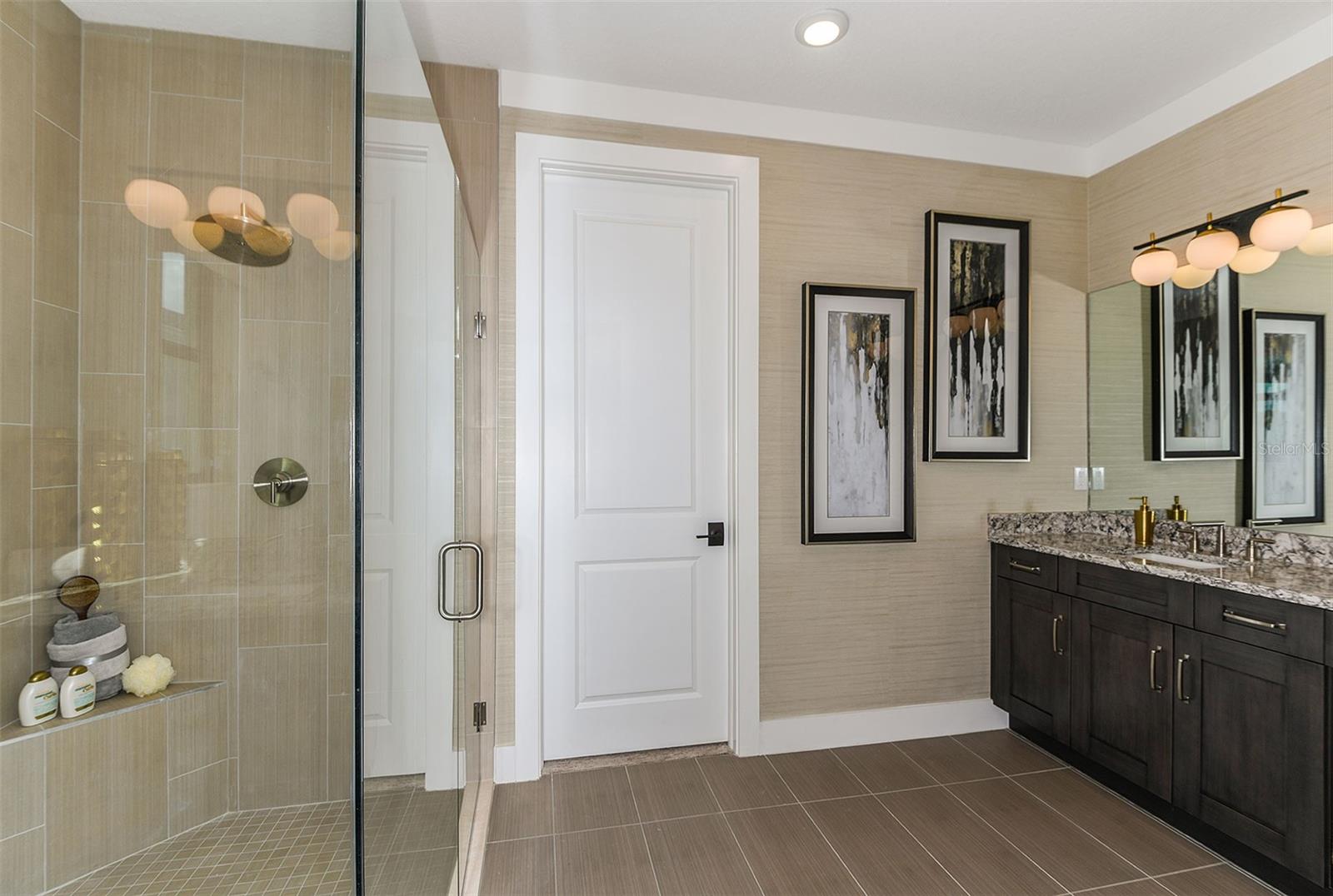 Image 23 of 77 For 18123 Cresswind Terrace