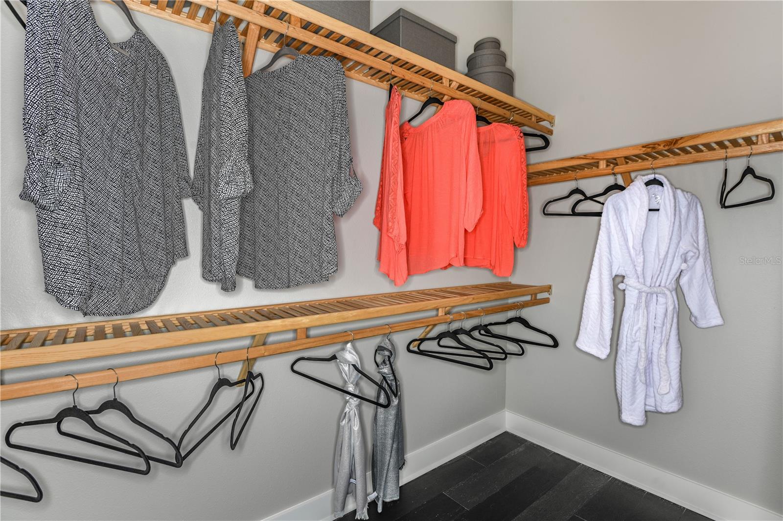 Image 30 of 76 For 17522 Cresswind Terrace