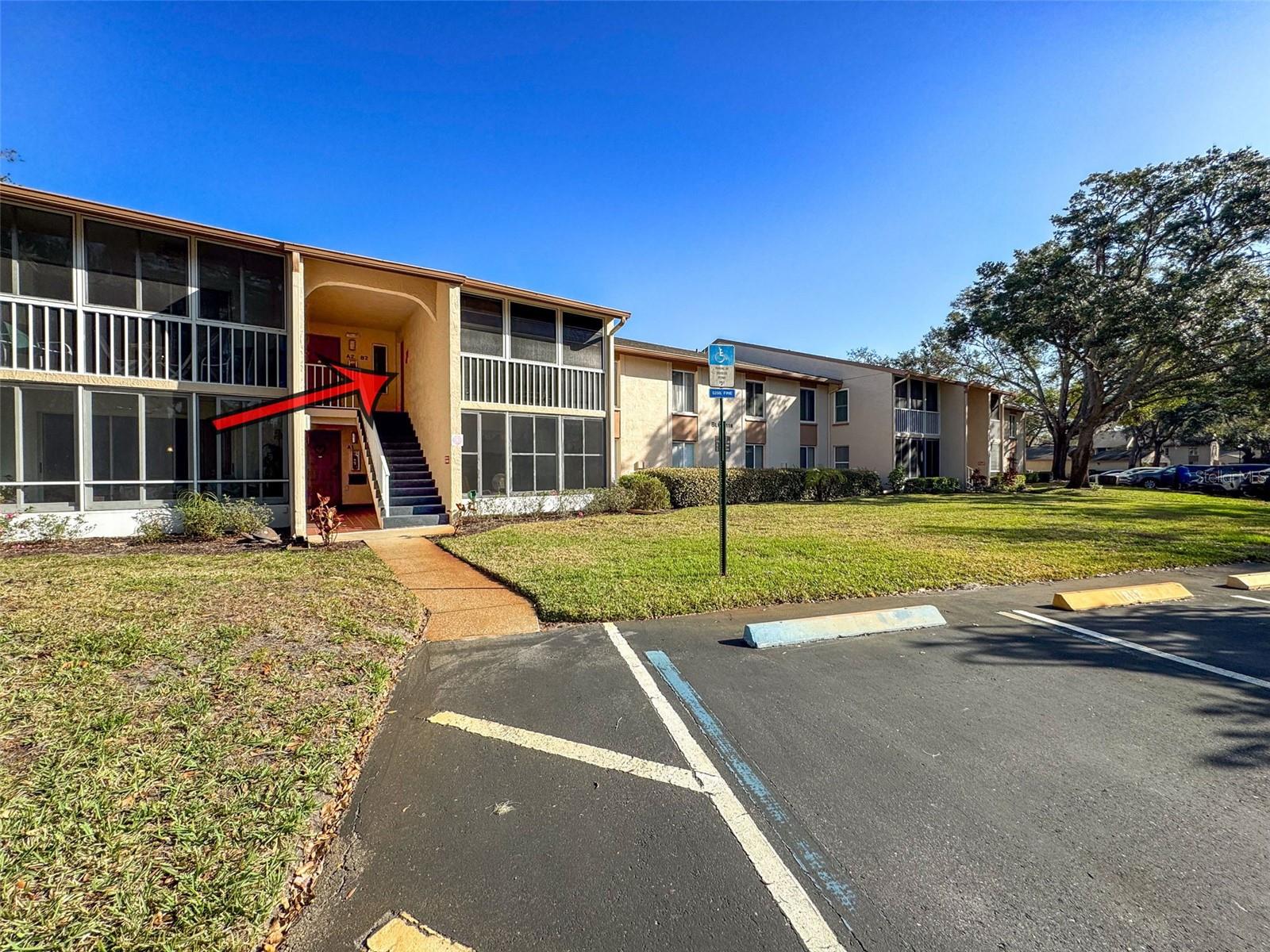 Image 4 of 53 For 13103 Cypress Hill Drive B2