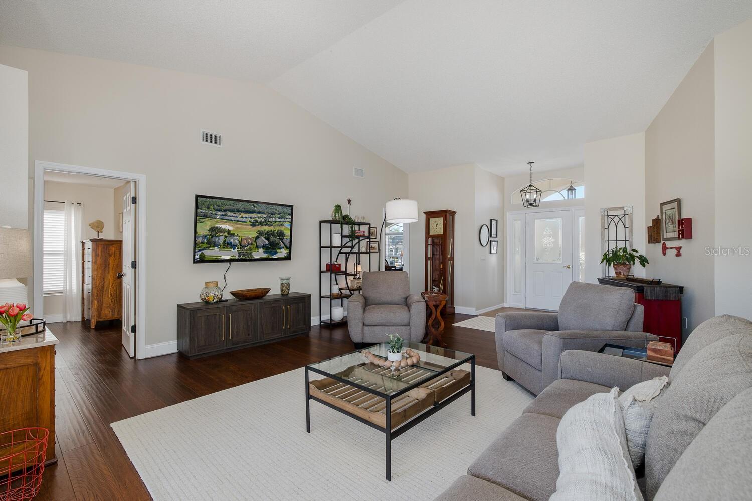 Image 16 of 80 For 18446 Grand Club Drive