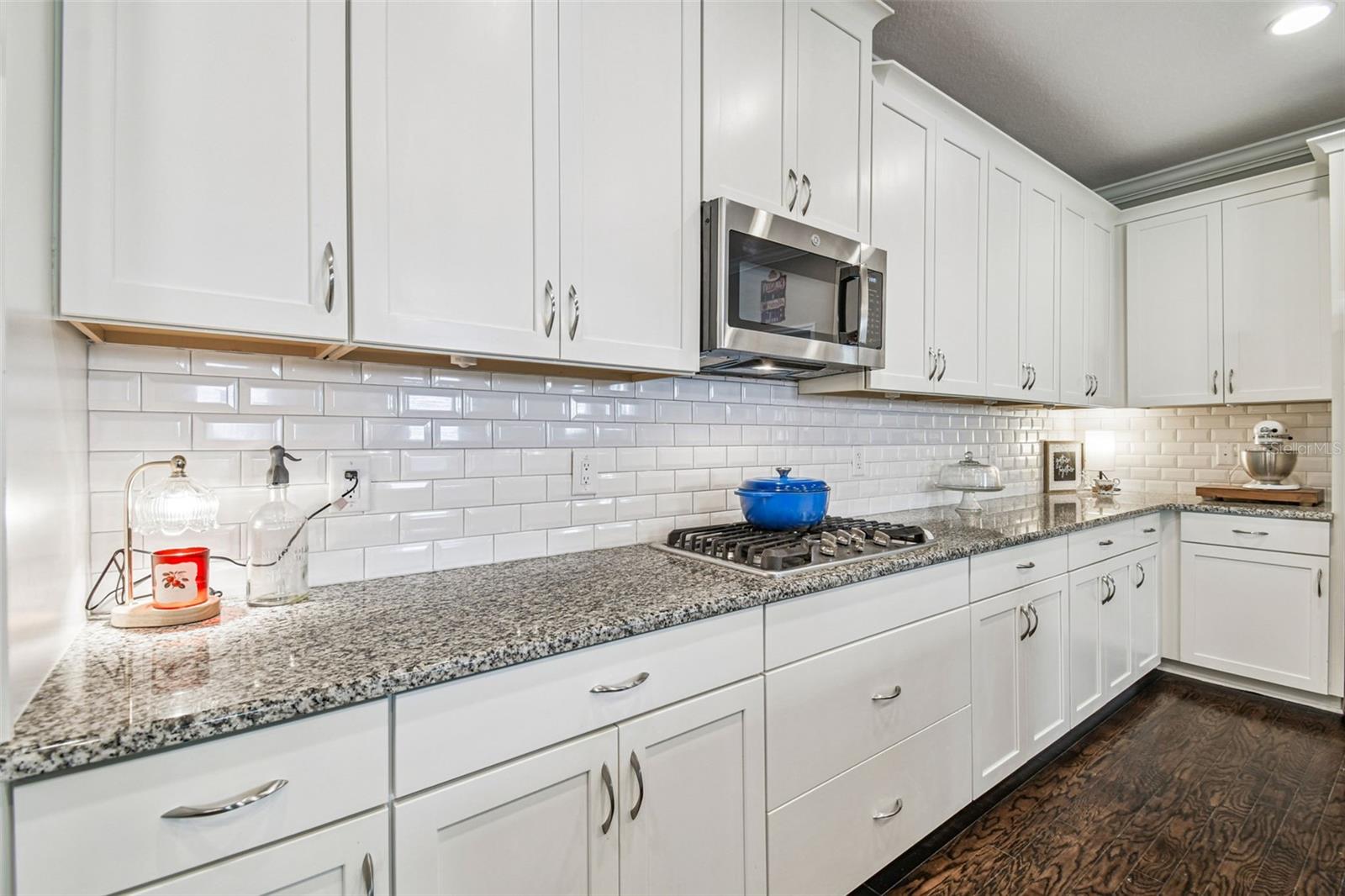 Image 12 of 52 For 2974 Chapin Pass