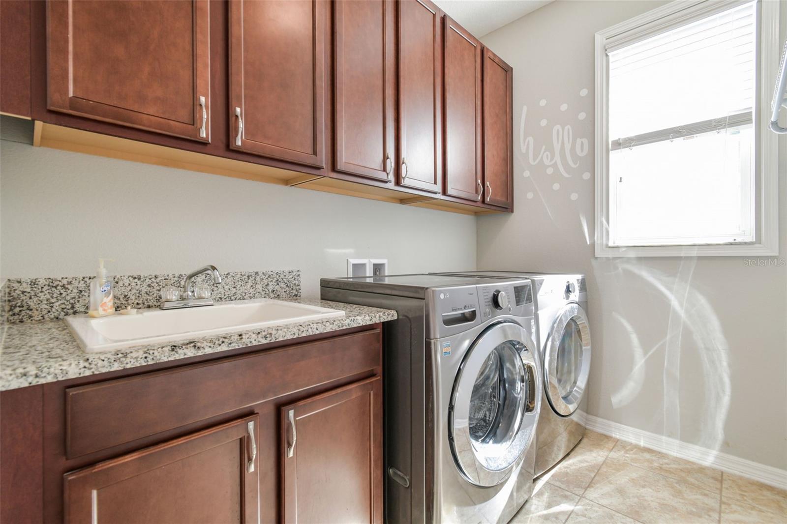 Image 15 of 52 For 2974 Chapin Pass