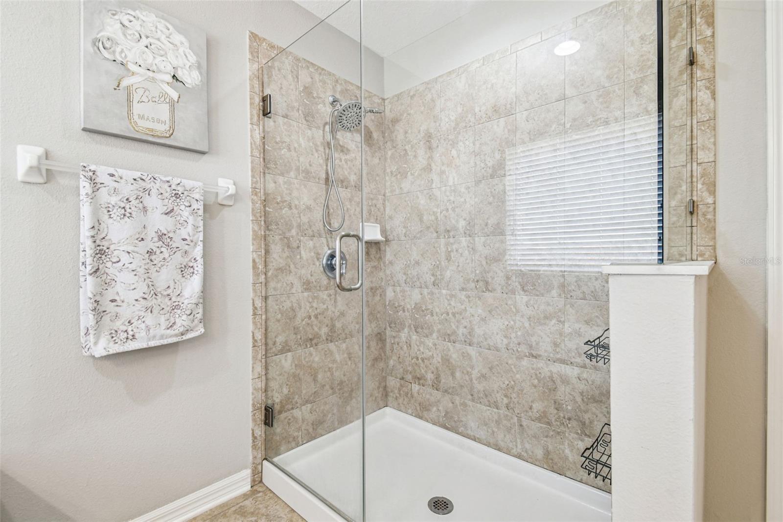 Image 30 of 52 For 2974 Chapin Pass