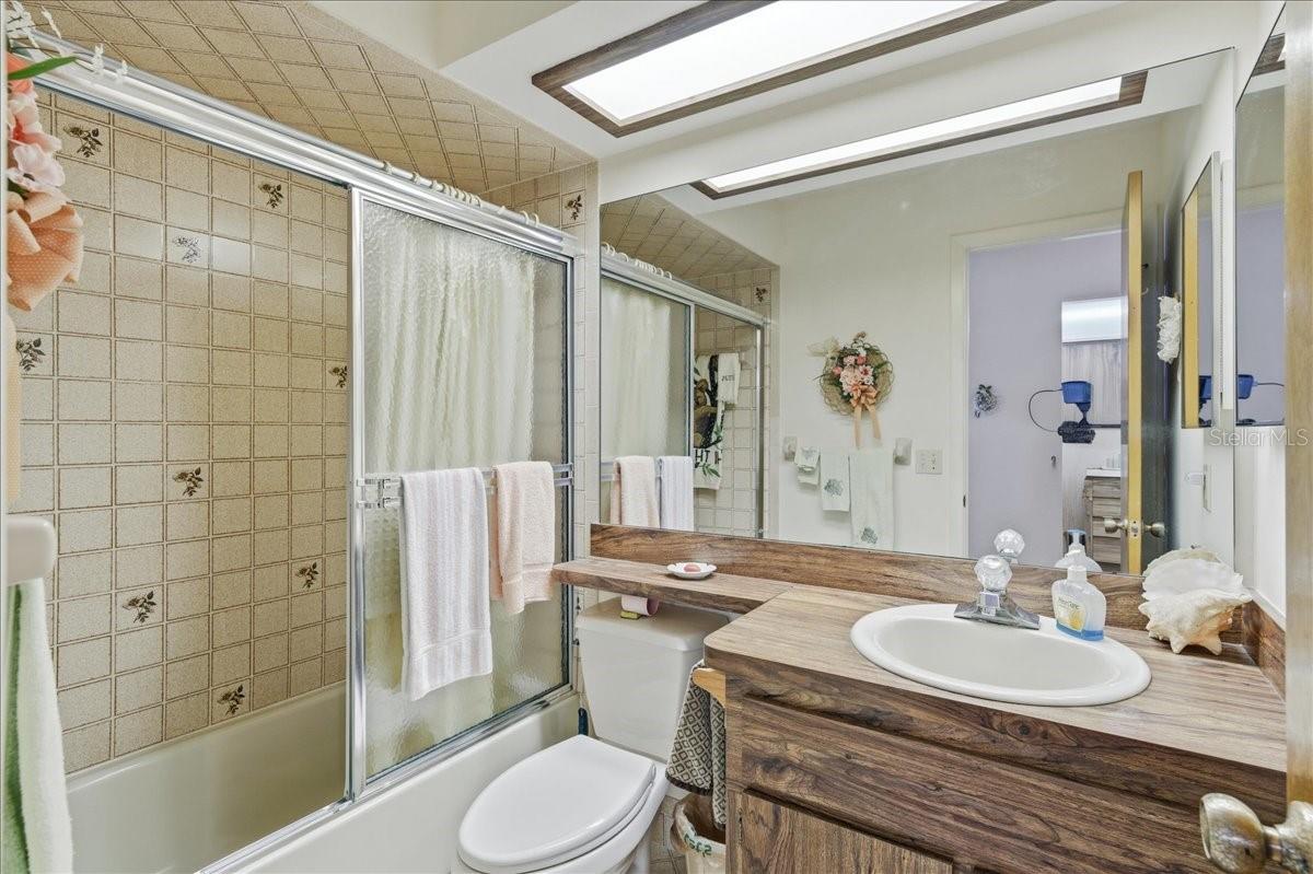 Image 15 of 22 For 7917 Radcliffe Circle