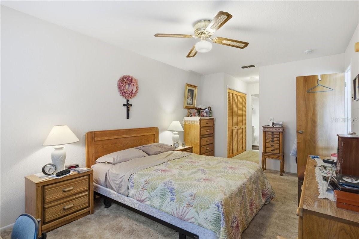 Image 17 of 22 For 7917 Radcliffe Circle