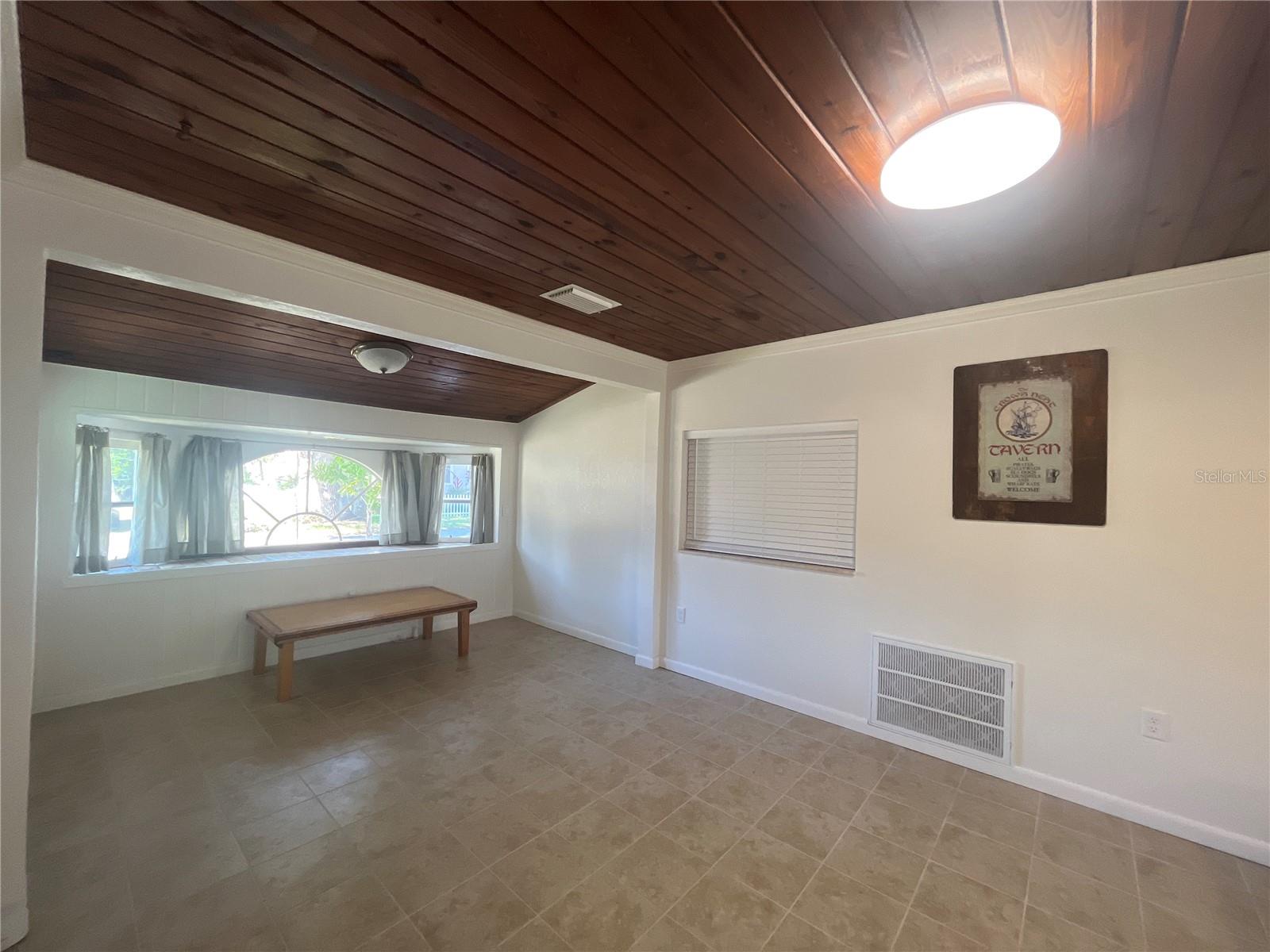 Image 12 of 41 For 14208 Shiloh Court