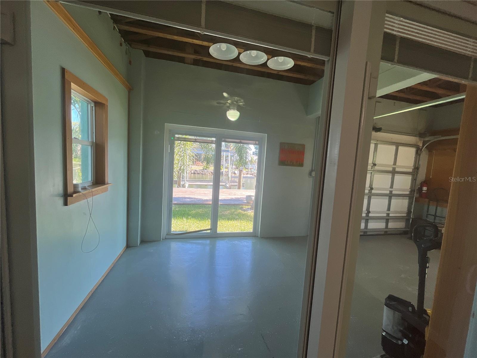 Image 16 of 41 For 14208 Shiloh Court