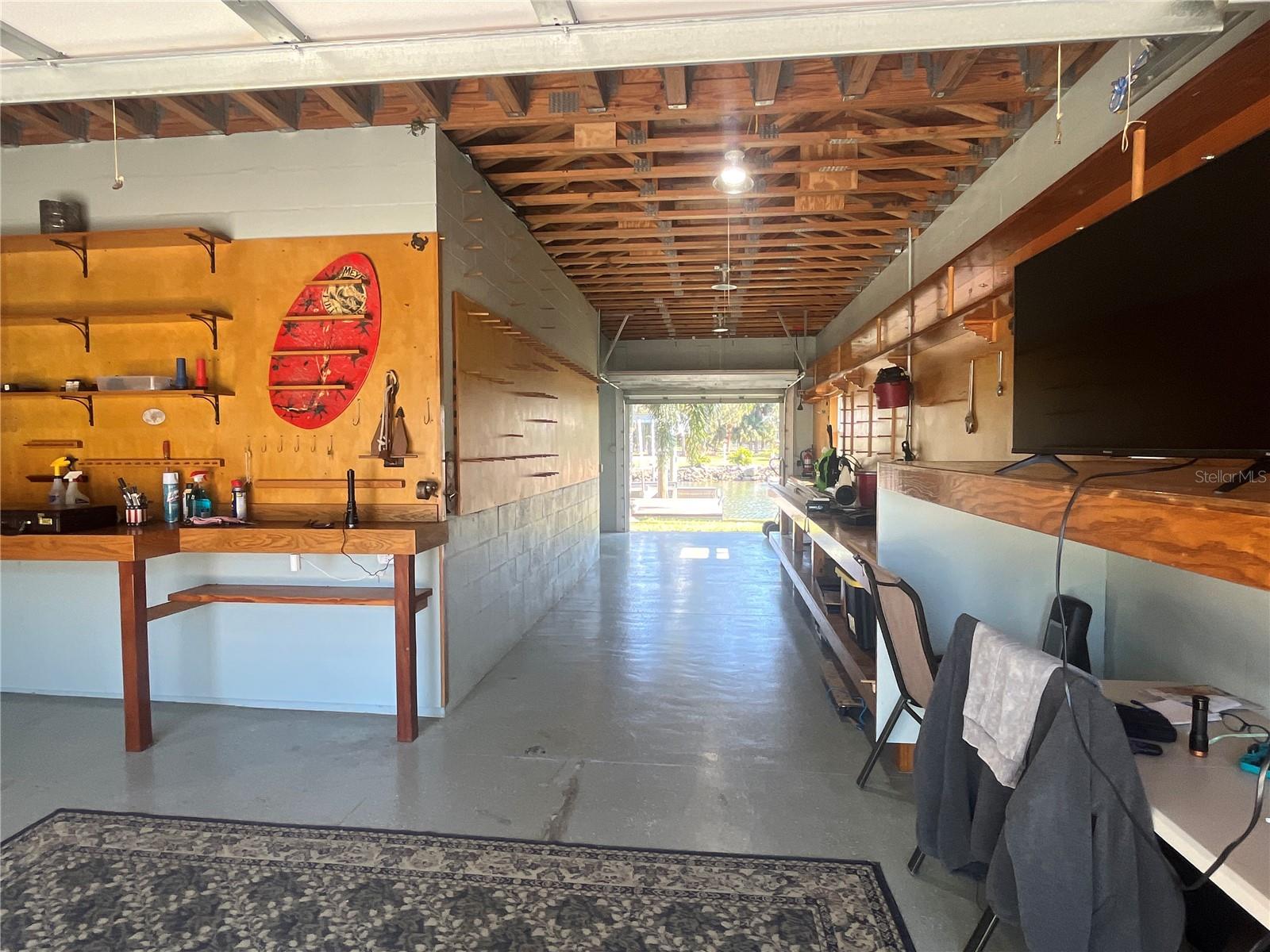 Image 27 of 41 For 14208 Shiloh Court