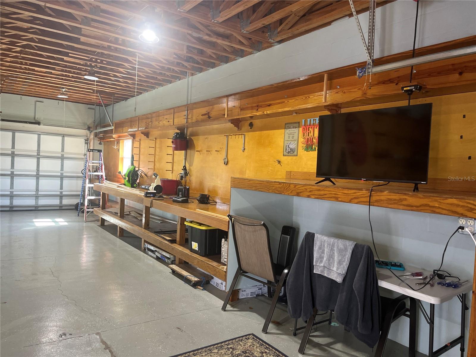 Image 28 of 41 For 14208 Shiloh Court