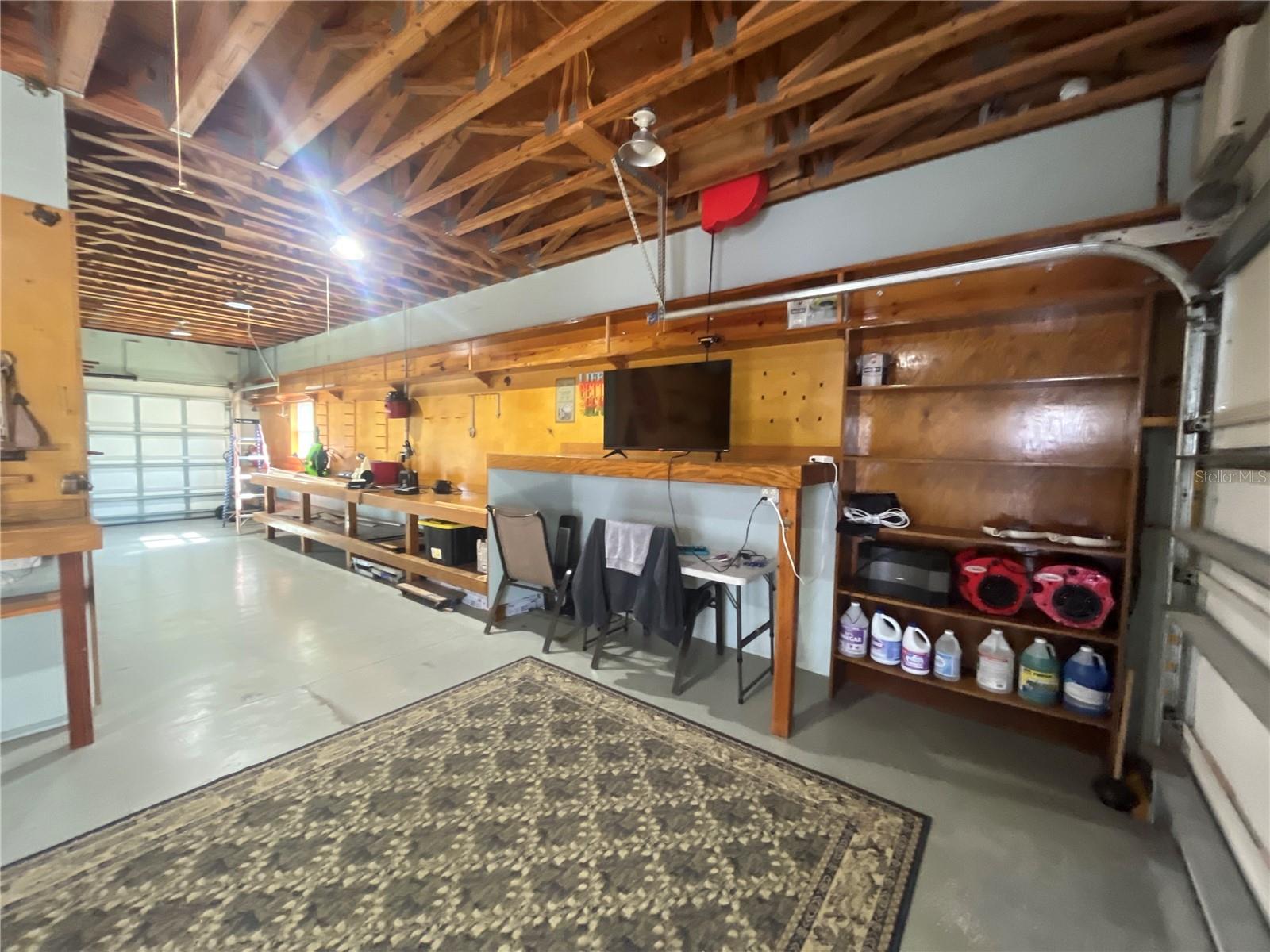 Image 29 of 41 For 14208 Shiloh Court