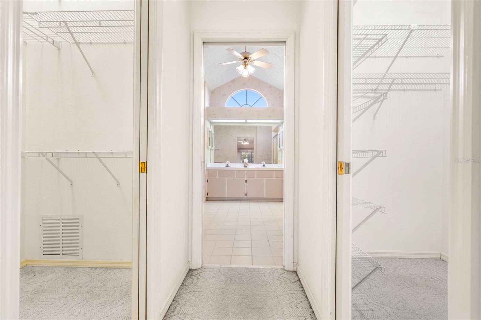 Image 25 of 49 For 1091 Tournament Drive