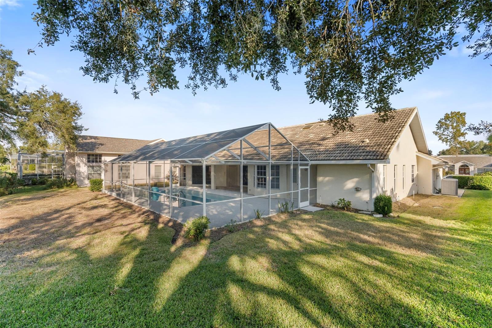 Image 39 of 49 For 1091 Tournament Drive