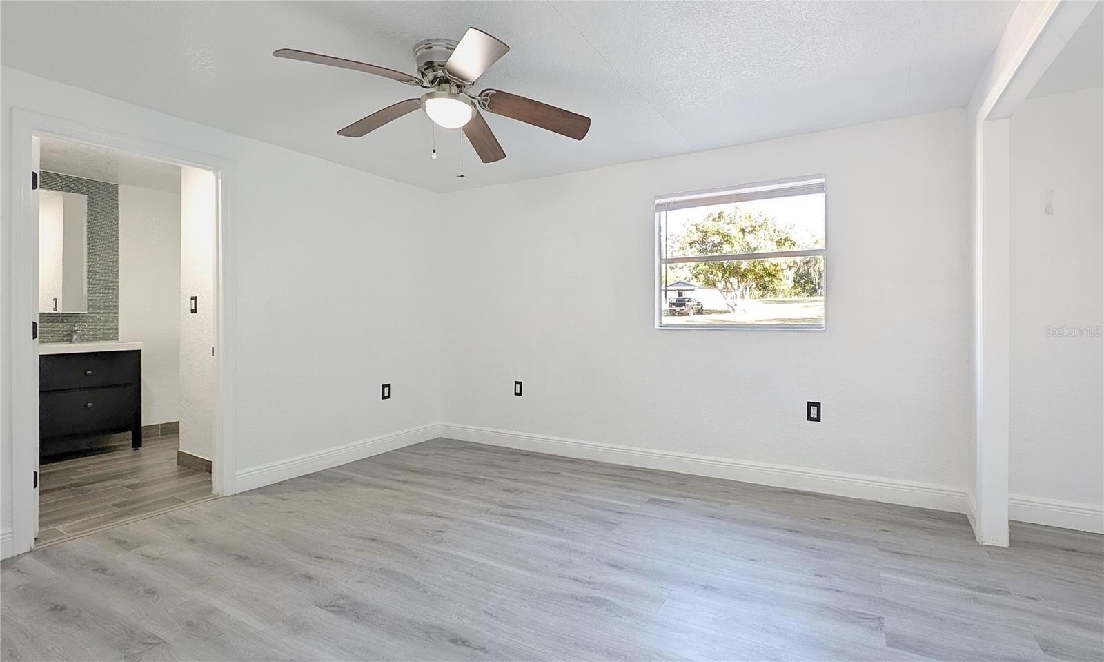 Image 16 of 34 For 15217 Bailey Hill Road