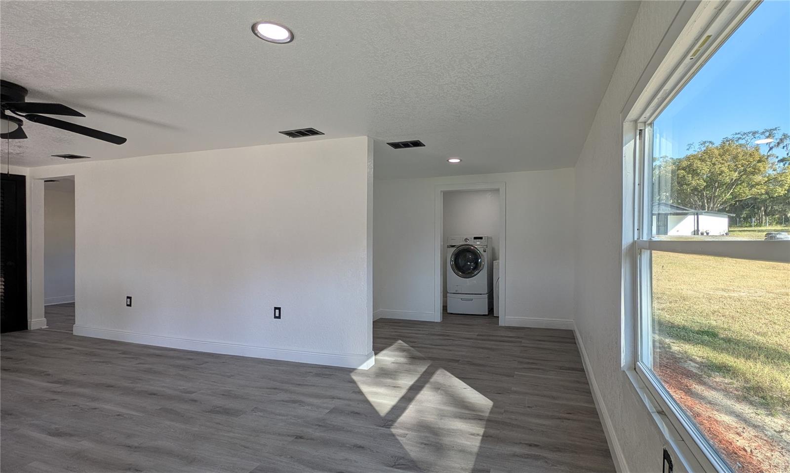 Image 20 of 34 For 15217 Bailey Hill Road