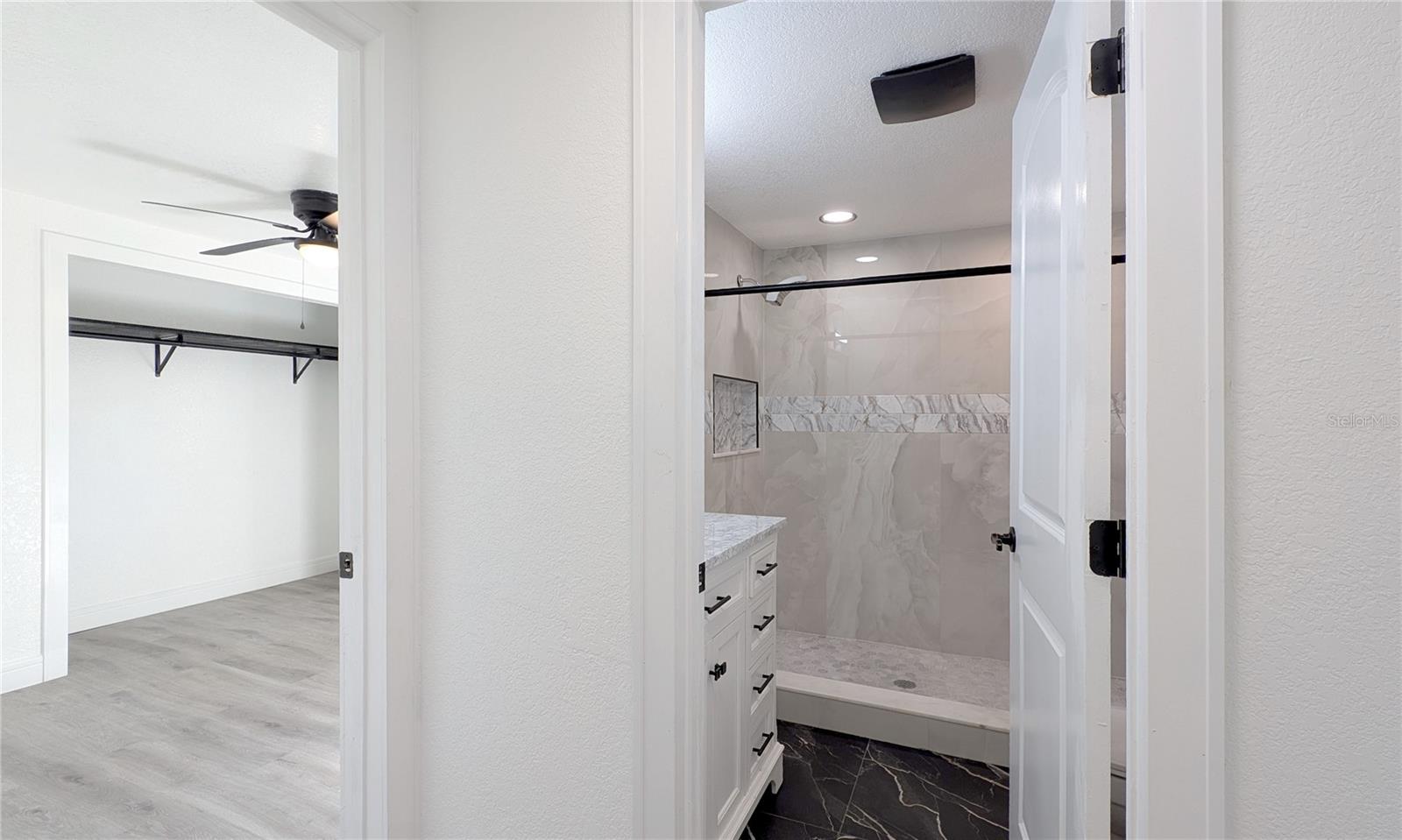 Image 22 of 34 For 15217 Bailey Hill Road