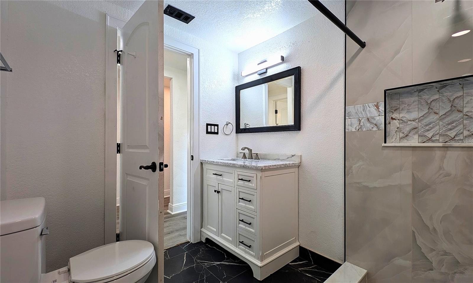 Image 23 of 34 For 15217 Bailey Hill Road