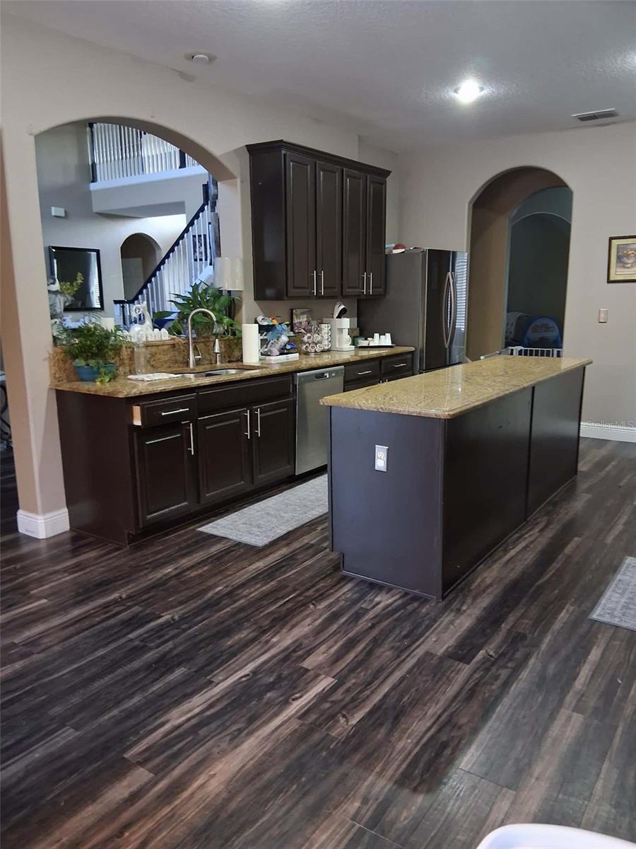 Image 10 of 31 For 11013 Desert Sparrow Avenue