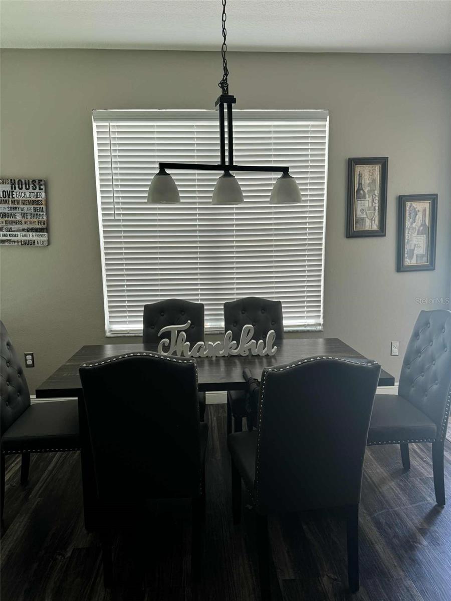 Image 12 of 31 For 11013 Desert Sparrow Avenue