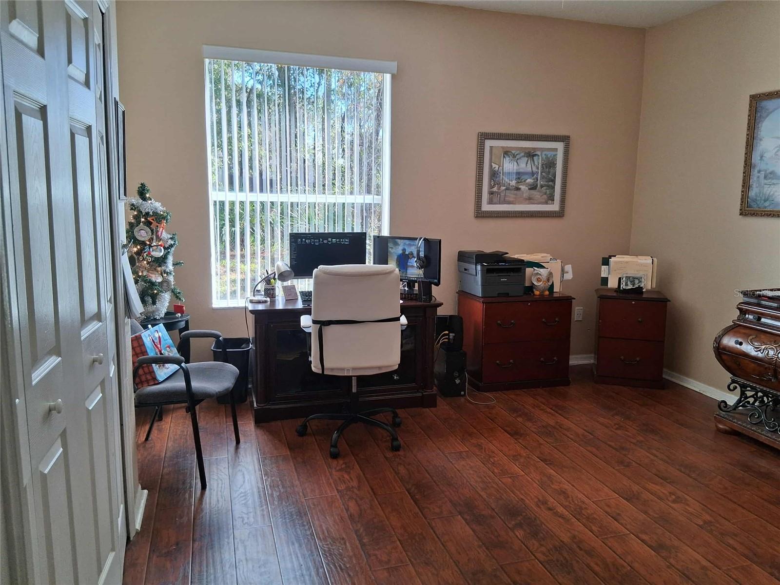 Image 19 of 31 For 11013 Desert Sparrow Avenue