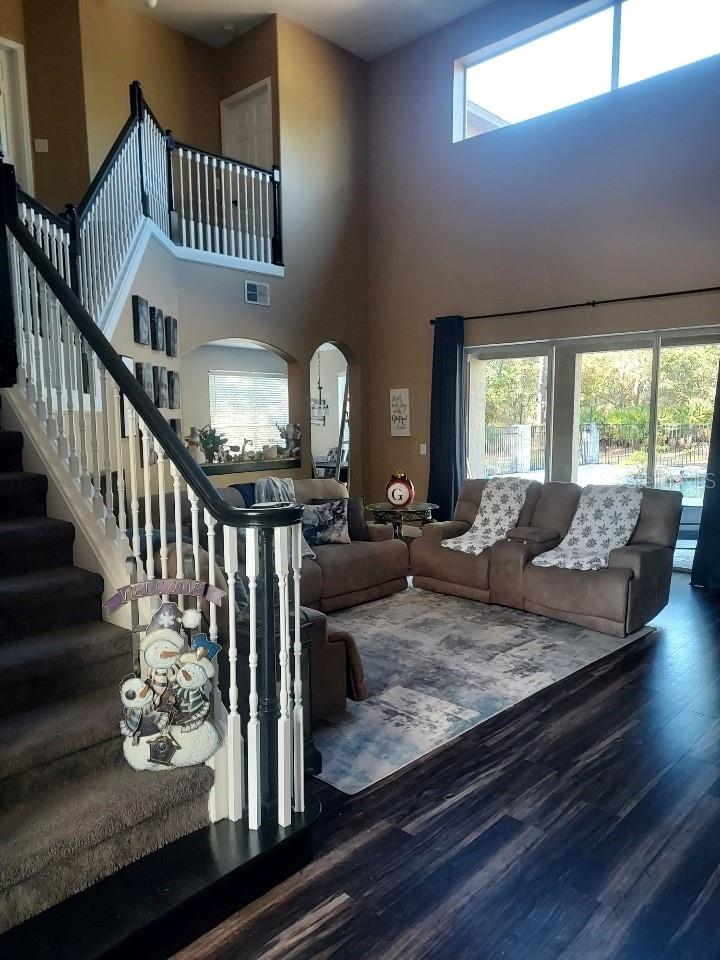 Image 2 of 31 For 11013 Desert Sparrow Avenue