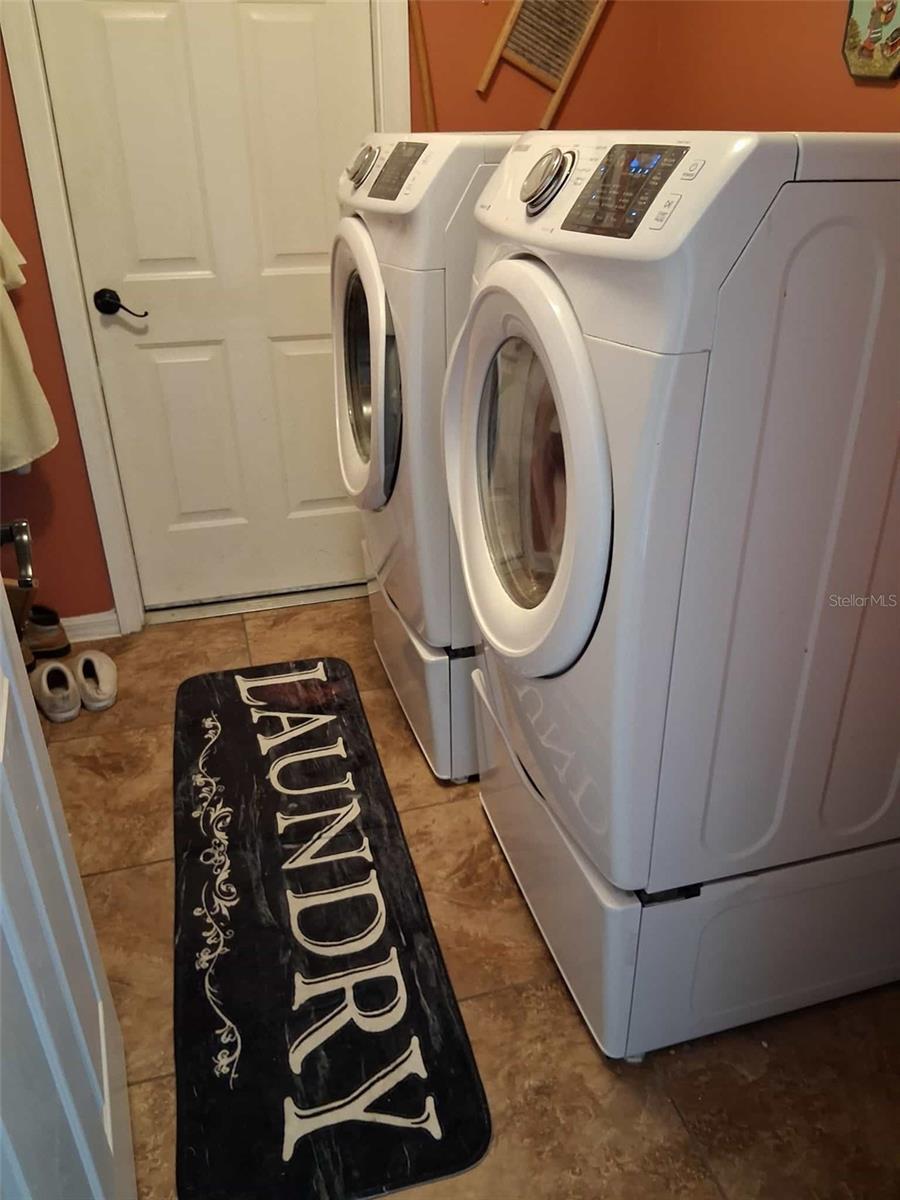 Image 21 of 31 For 11013 Desert Sparrow Avenue