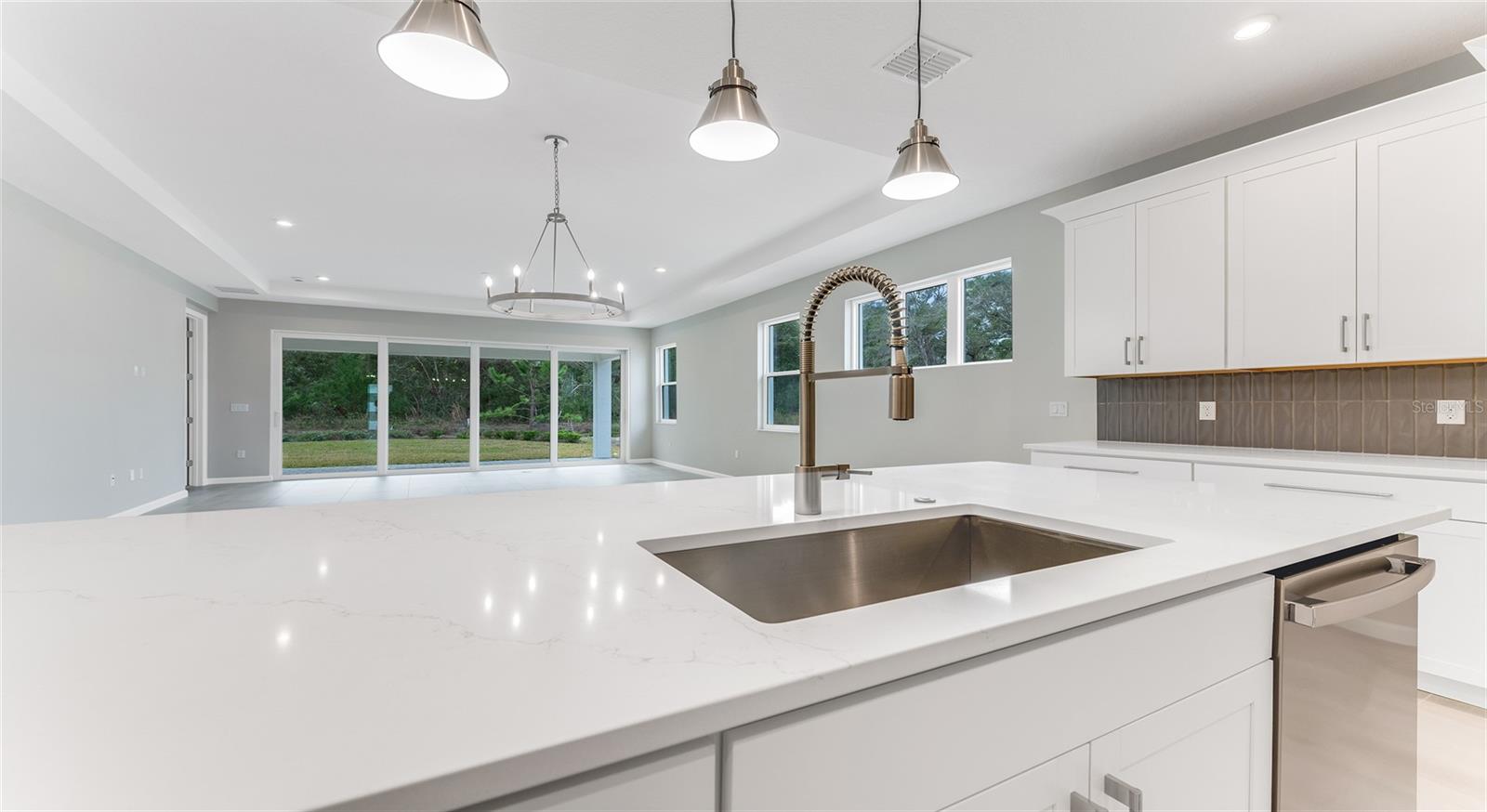 Image 14 of 34 For 1213 Cresswind Boulevard