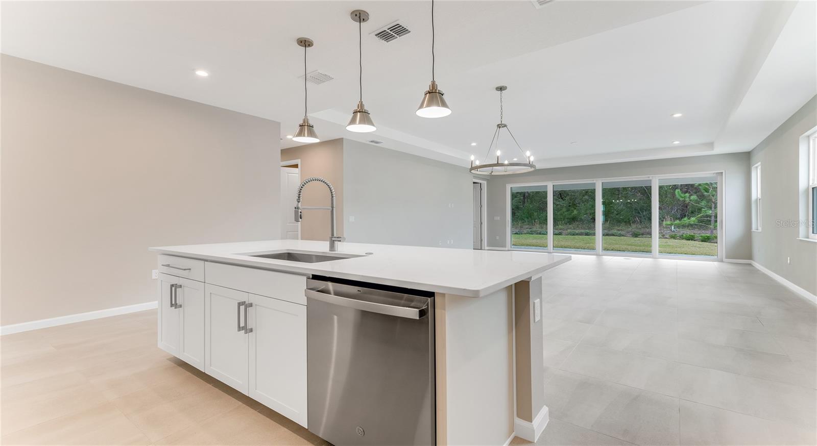 Image 17 of 34 For 1213 Cresswind Boulevard