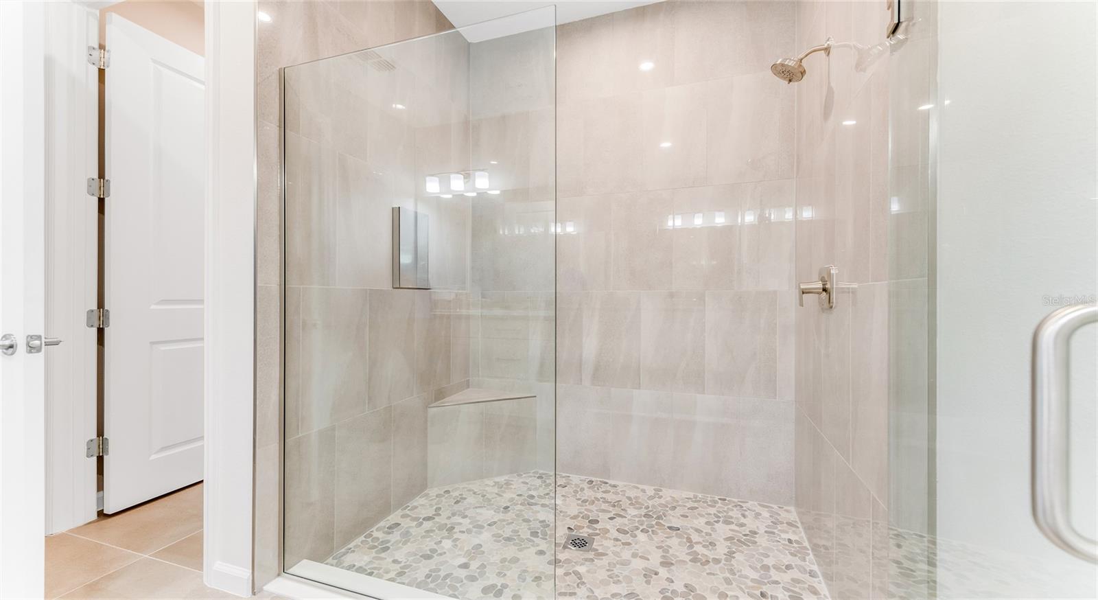 Image 21 of 34 For 1213 Cresswind Boulevard