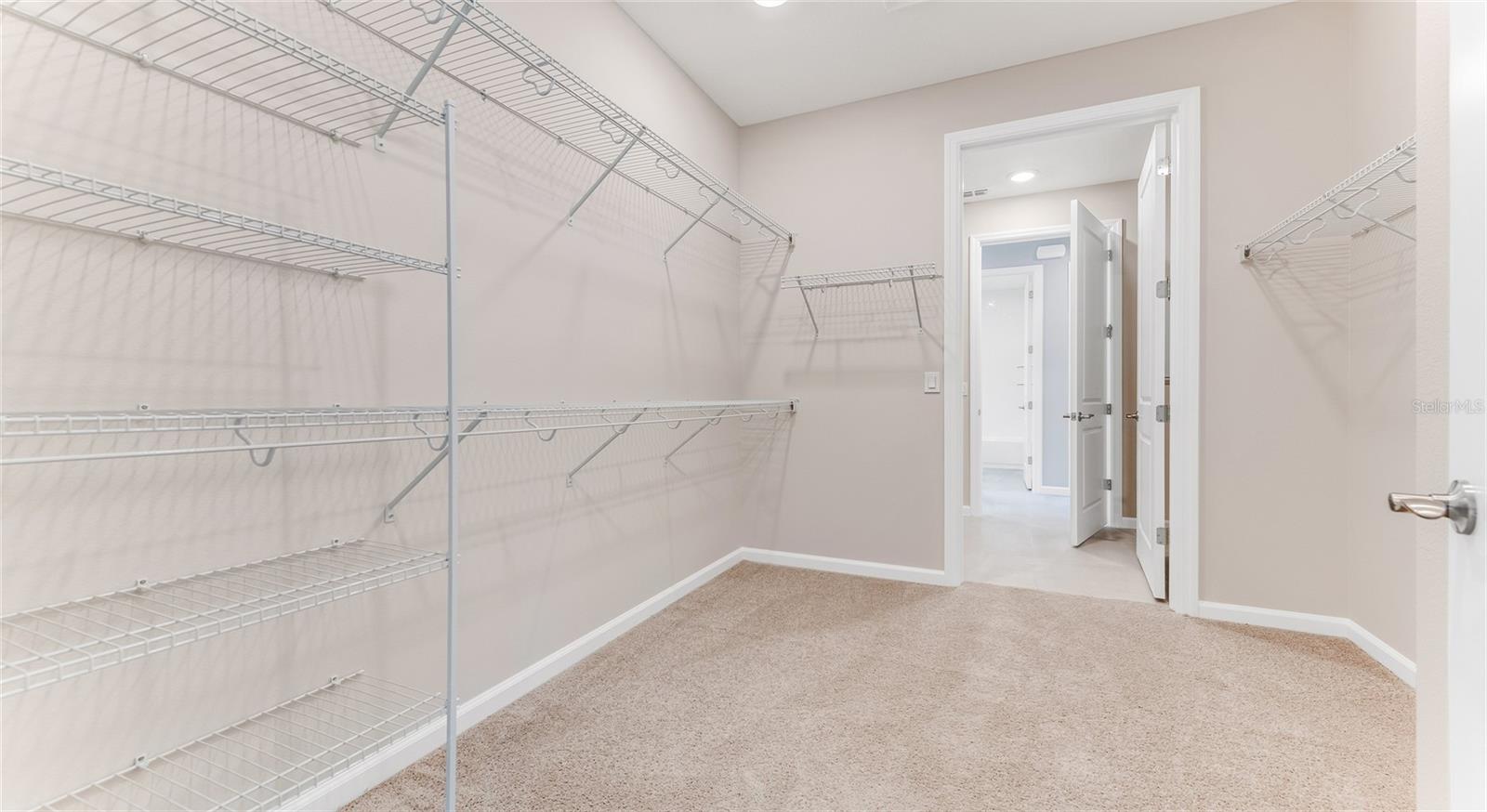 Image 31 of 34 For 1213 Cresswind Boulevard