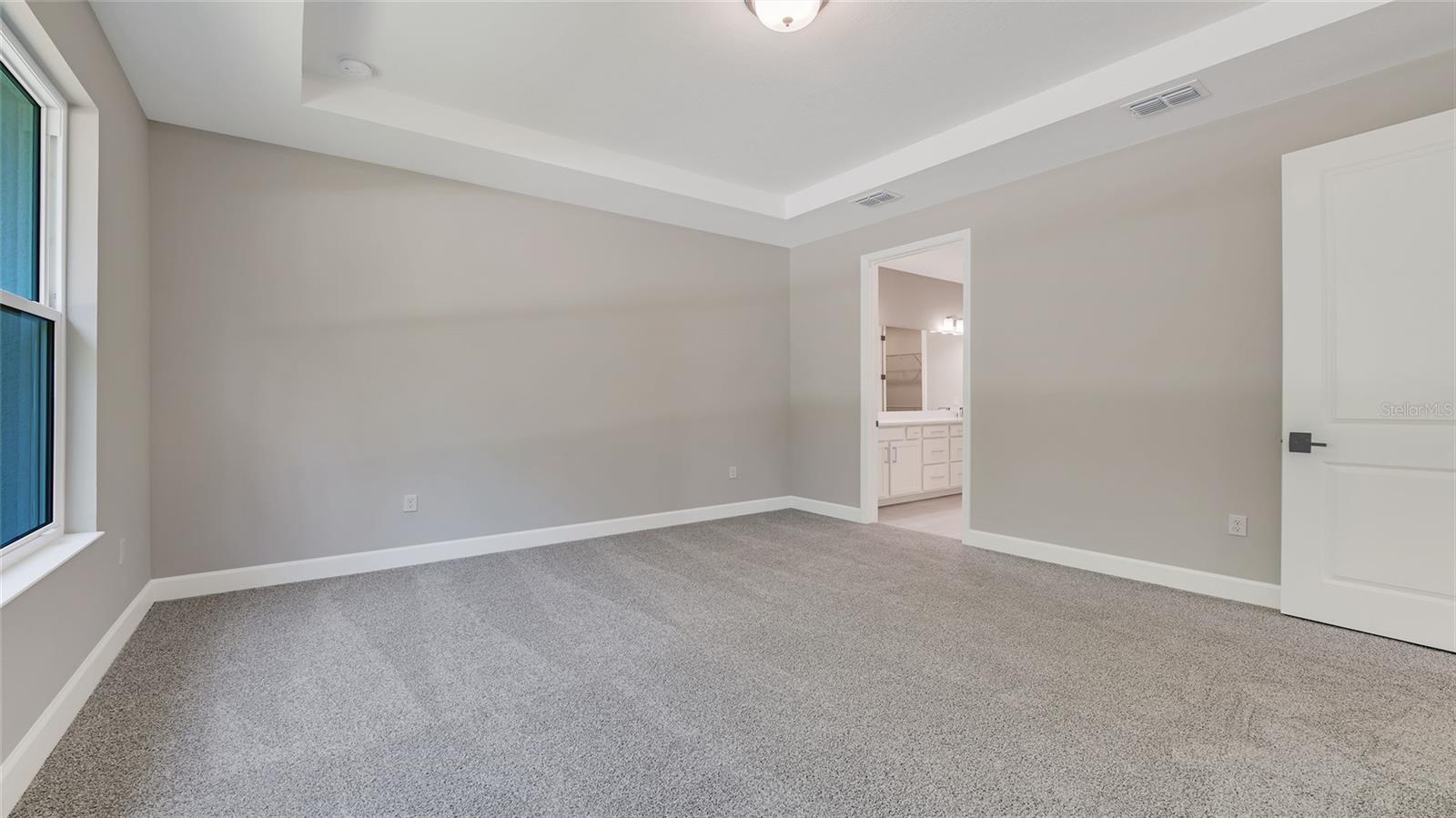 Image 20 of 31 For 1235 Cresswind Boulevard