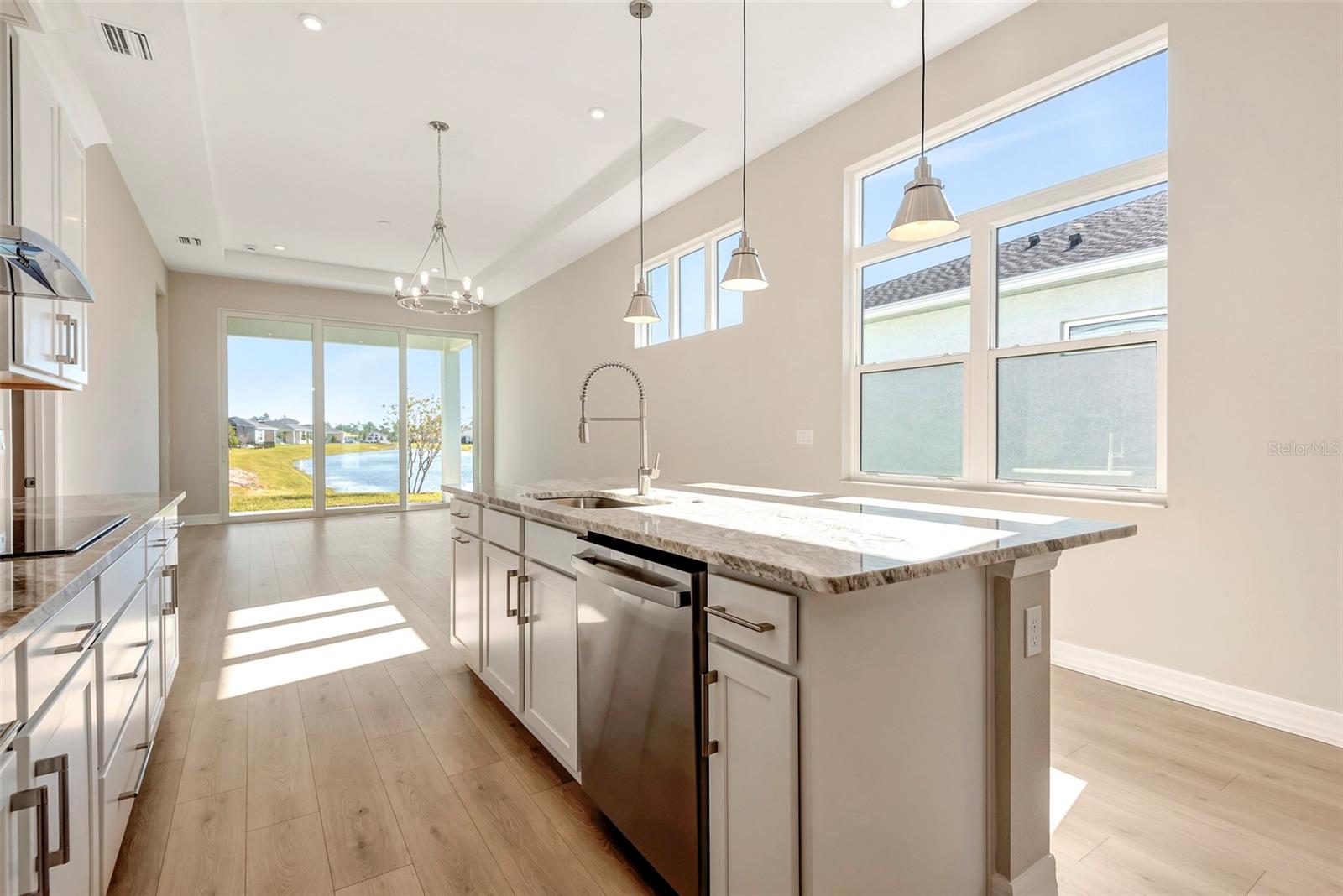 Image 15 of 38 For 889 Megano Boulevard