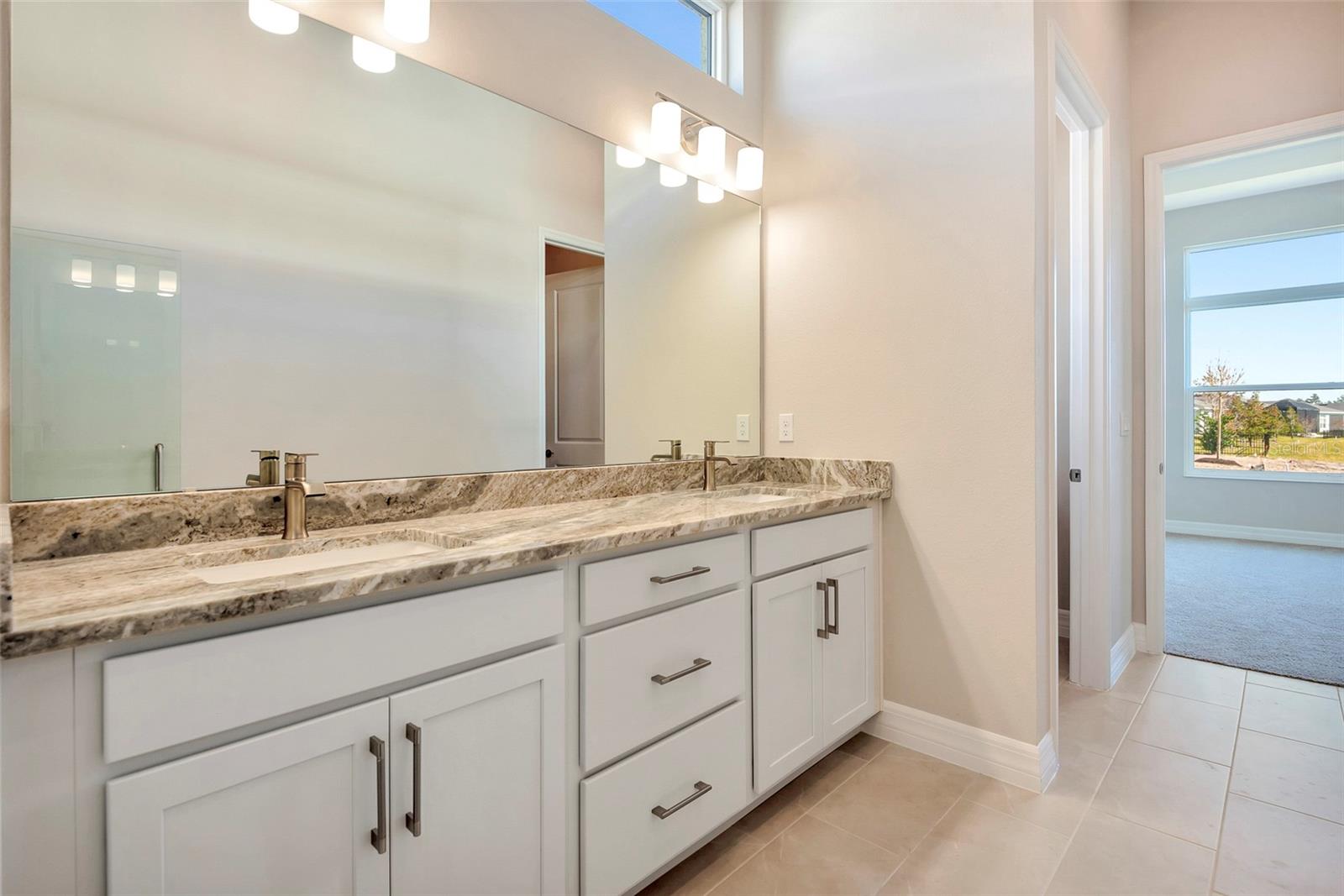 Image 31 of 38 For 889 Megano Boulevard