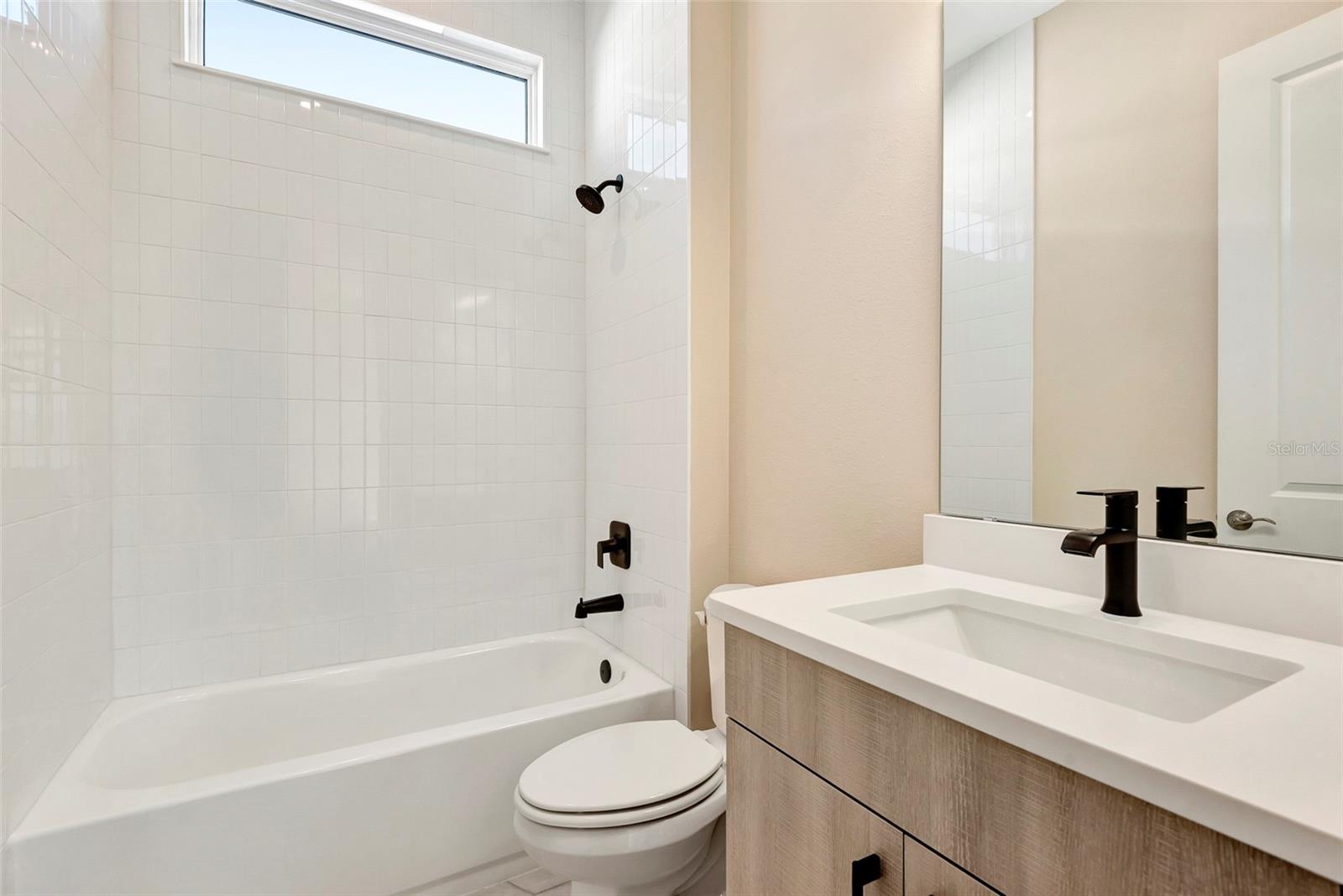 Image 35 of 38 For 889 Megano Boulevard