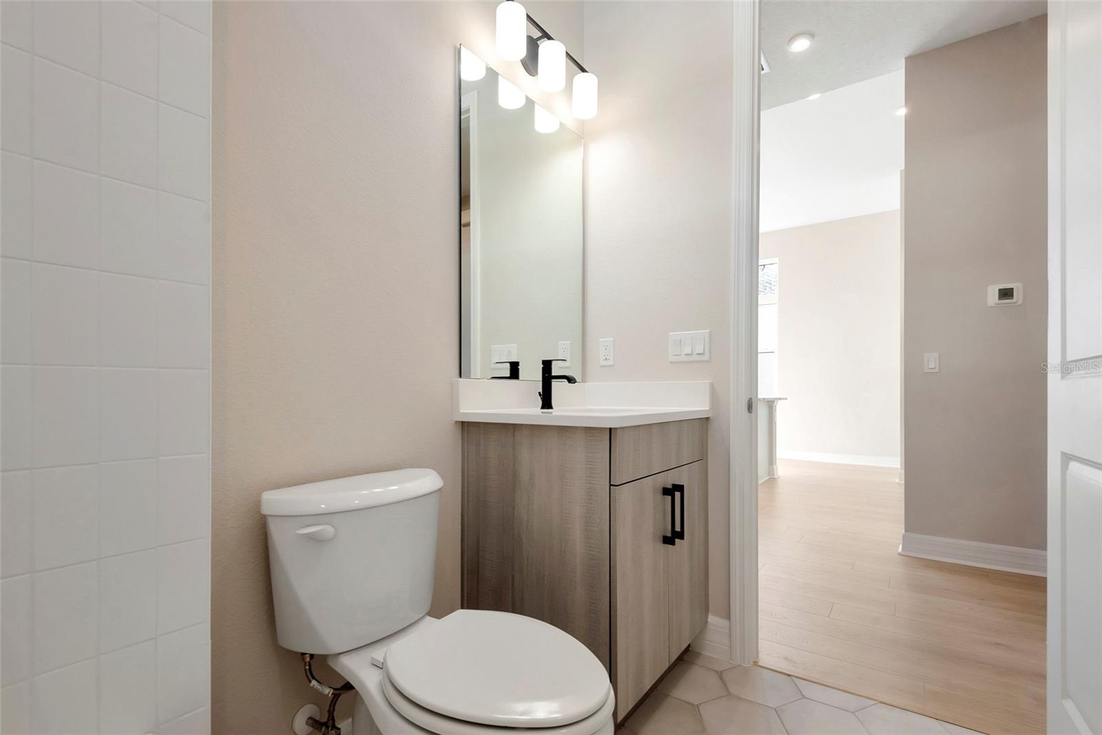 Image 36 of 38 For 889 Megano Boulevard