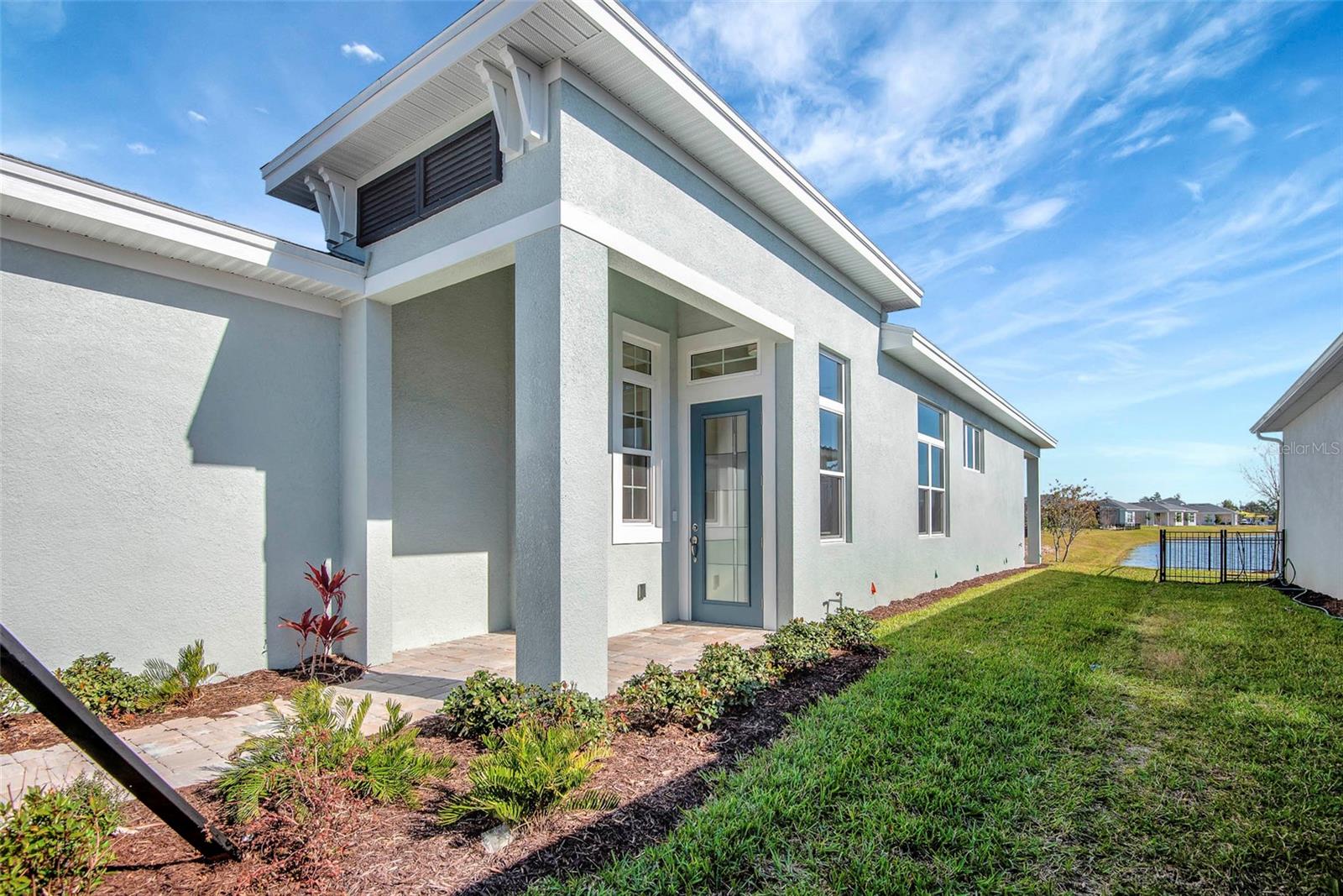 Image 7 of 38 For 889 Megano Boulevard