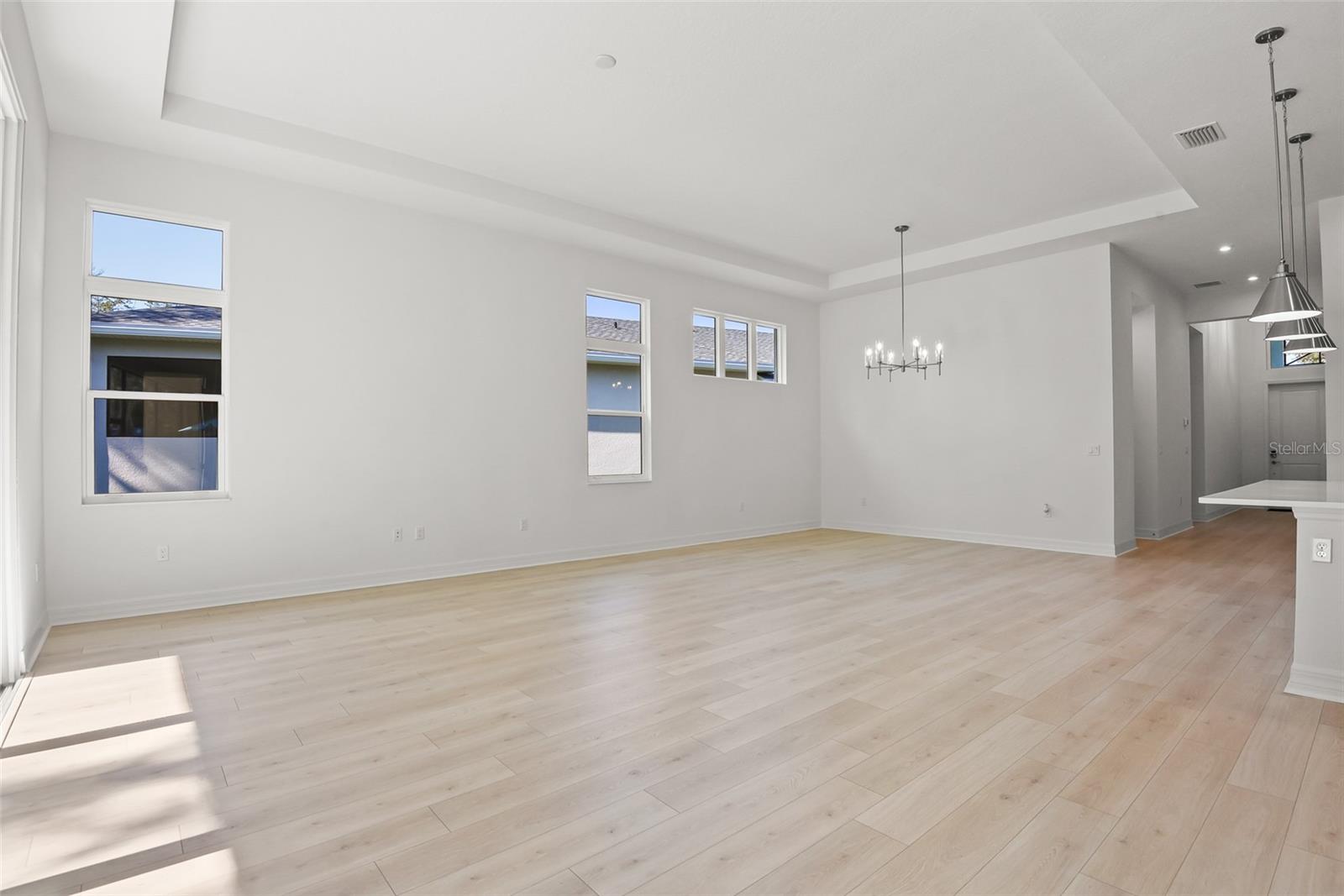 Image 33 of 53 For 1058 Liliana Drive