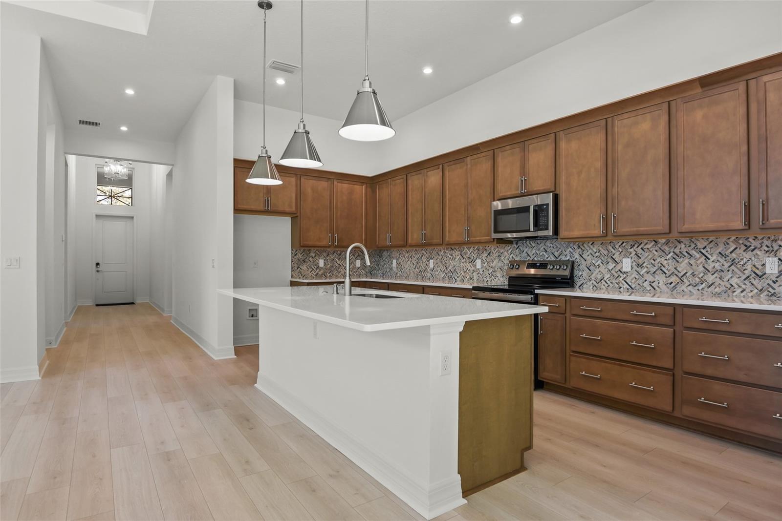 Image 28 of 37 For 1017 Liliana Drive