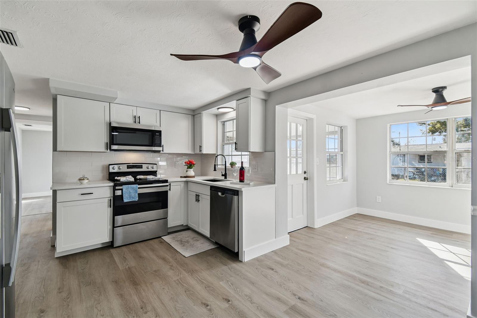 Image 15 of 62 For 4822 Panorama Avenue