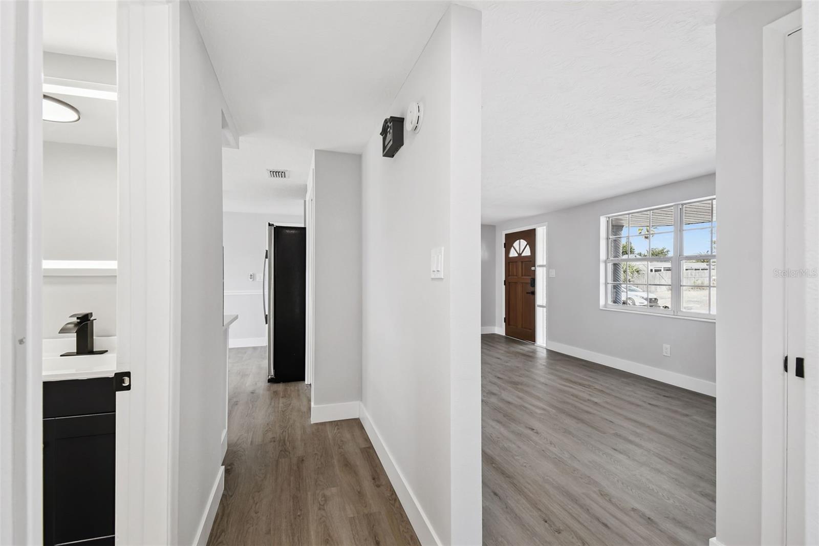 Image 21 of 62 For 4822 Panorama Avenue